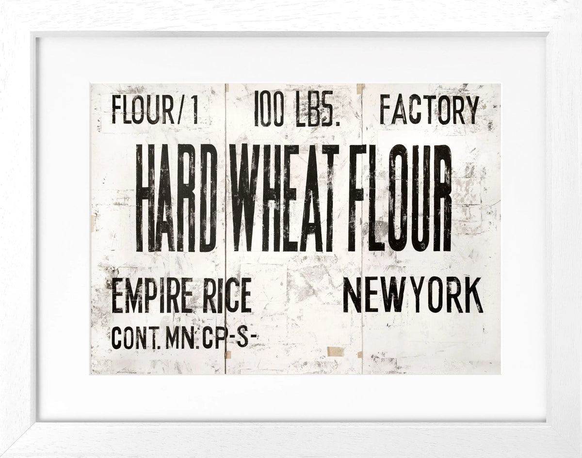 Schwarz-weiß Poster mit Rahmen, New York 'Wheat' GM13, von Cosman-Photocollection, auf 31x25cm Bild.