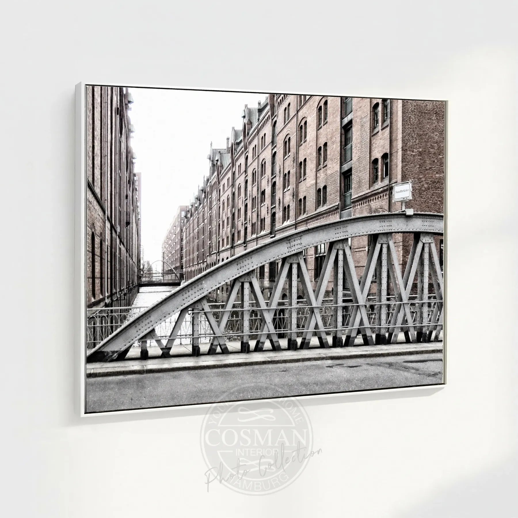 Hochwertiges Wandbild Hamburg Speicherstadt auf Leinwand mit Schattenfuge, von Cosman-Photocollection in Schwarz, 125x95 cm