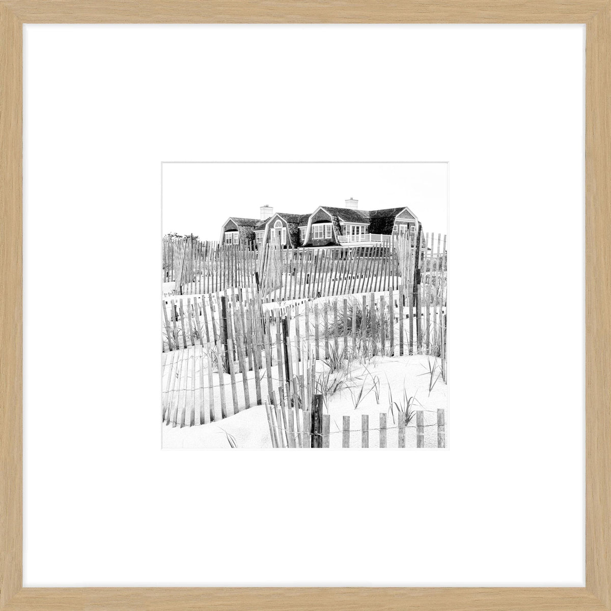 Schwarz-weiß Poster mit Rahmen Hamptons Long Island ’Beach House’ von Cosman-Photocollection, 43x43cm, Wanddekoration