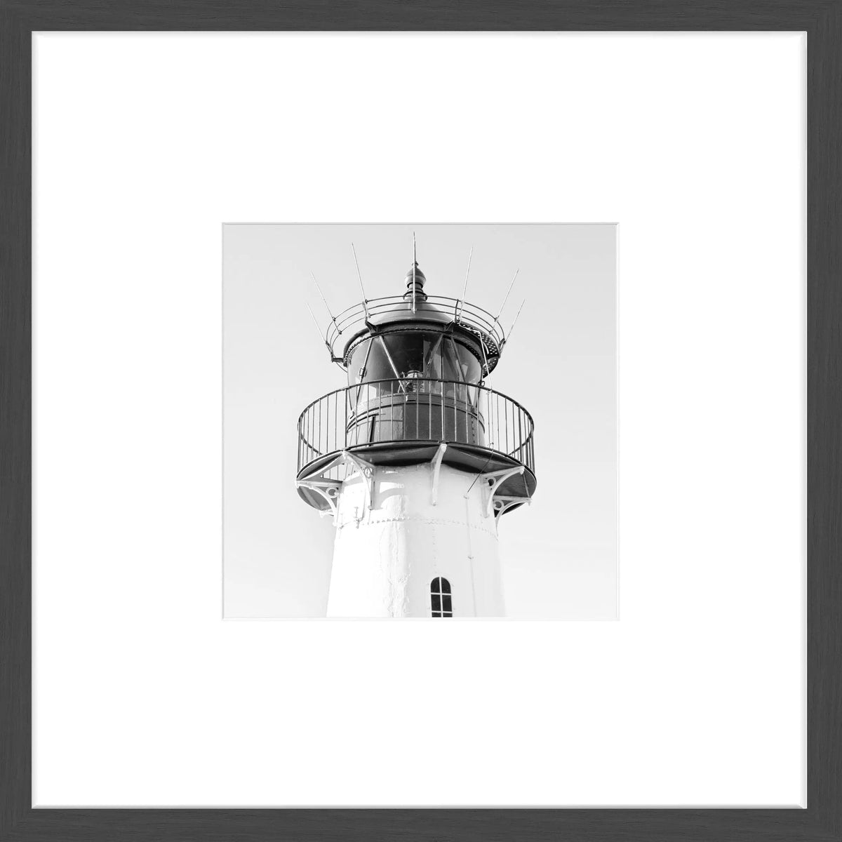 Schwarz-weiß Poster mit Rahmen von Cosman-Photocollection, Lister Leuchtturm auf Sylt, 43x43 cm, Wanddekoration