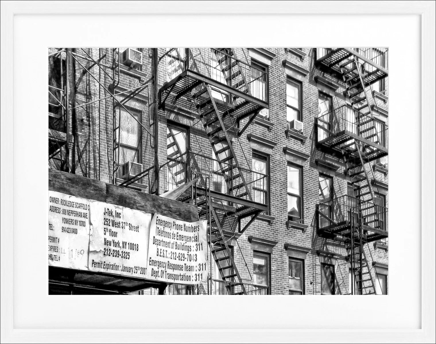 Poster mit Rahmen New York ’Feuertreppen’ NY93 - Wandbilder