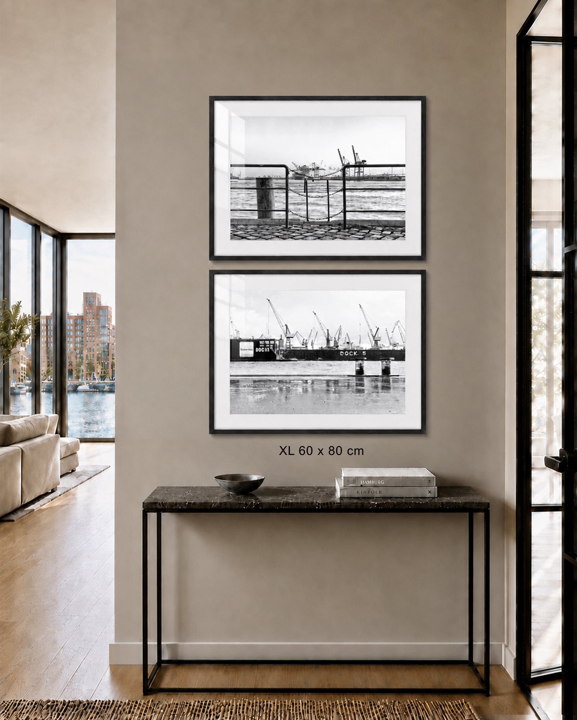 Hamburg Hafen Bilderwand als 2er-Set mit gerahmten Schwarz-Weiß-Motiven HH05C und HH28 im Format 80 × 60 cm
