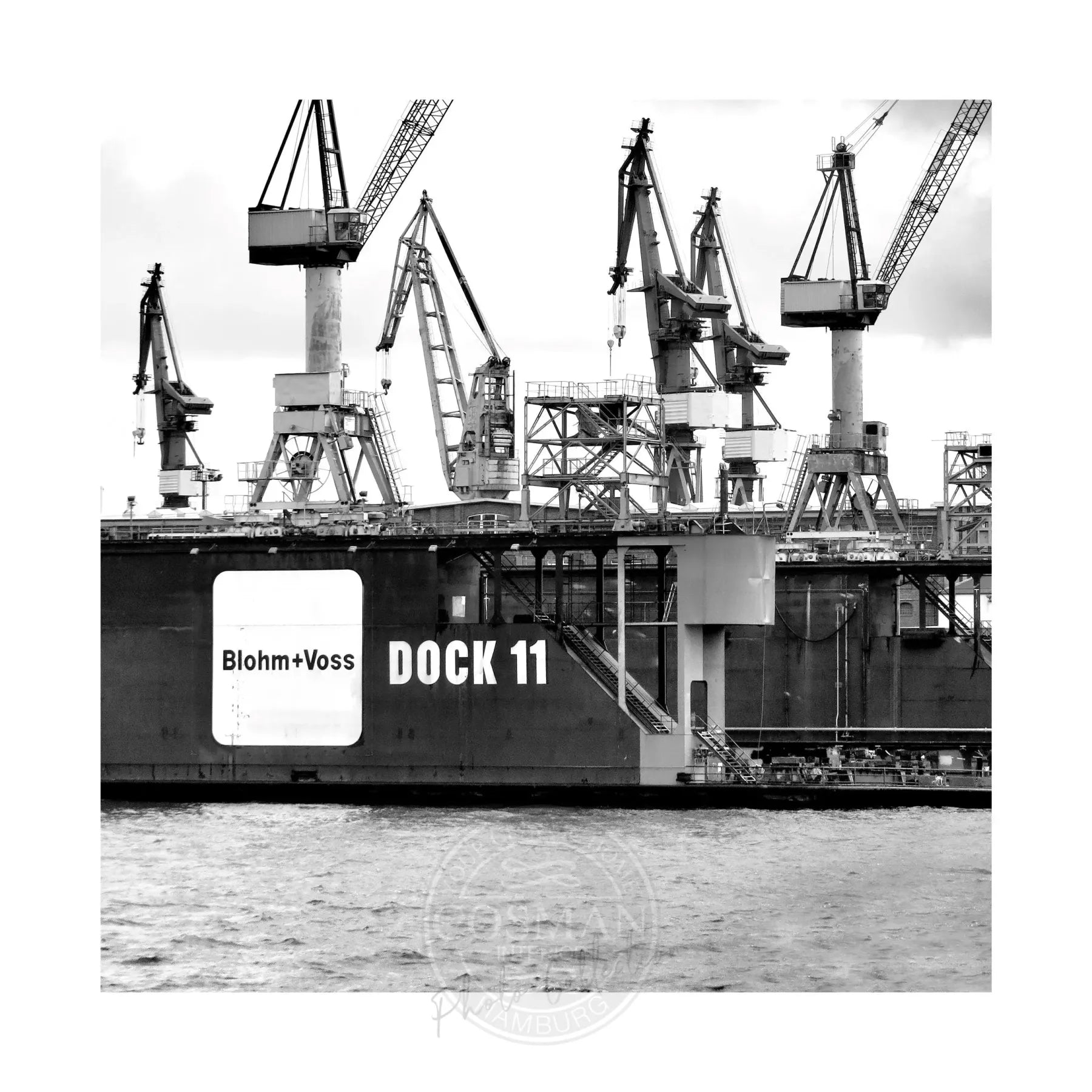 Hafen Hamburg Poster "Dock 11" von Cosman-Photocollection, 40x40 cm, mit weißem Rand, Stadtansicht des Hamburger Hafens