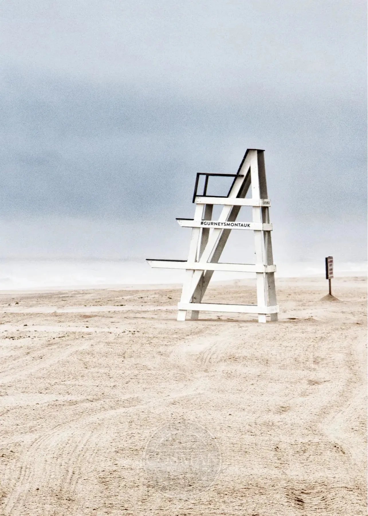 Schwarz-weiß Poster Hamptons Long Island Beach von Cosman-Photocollection, A4-Format, mit weißem Rand, 21x29,7 cm