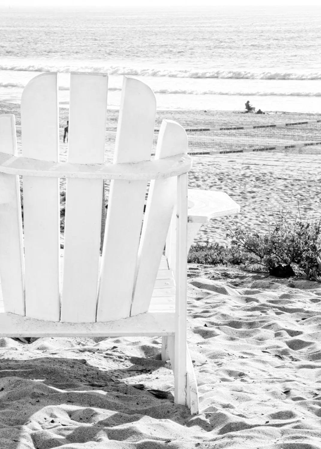 Schwarz-weiß Poster von Kalifornien mit Deckchair, 21x29,7 cm, von Cosman-Photocollection, mit weißem Rand.