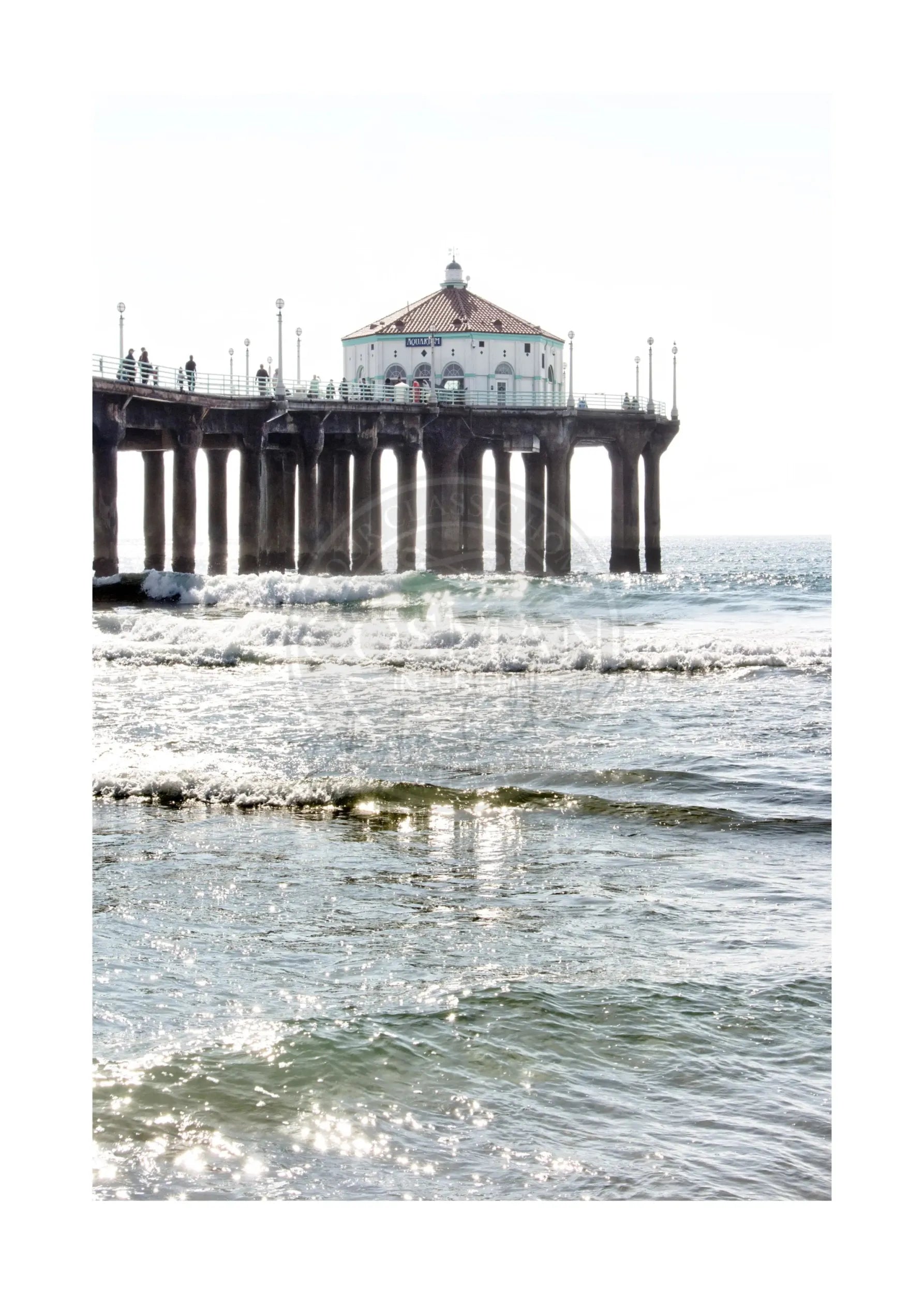Schwarzweiß-Poster von Manhattan Beach Pier in Kalifornien, 21x29,7 cm, von Cosman-Photocollection.