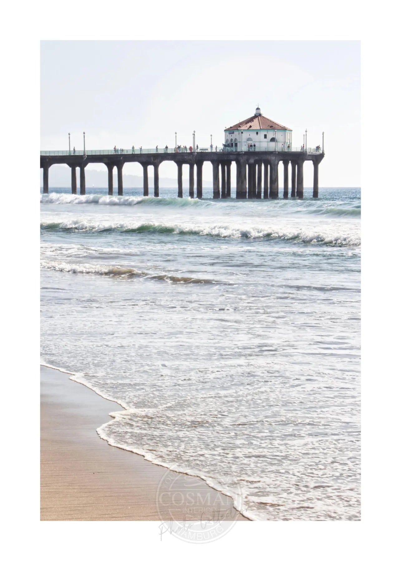 Schwarz-weiß Poster von Cosman-Photocollection, Kalifornien Manhattan Beach Pier, A4-Größe, mit weißem Rand