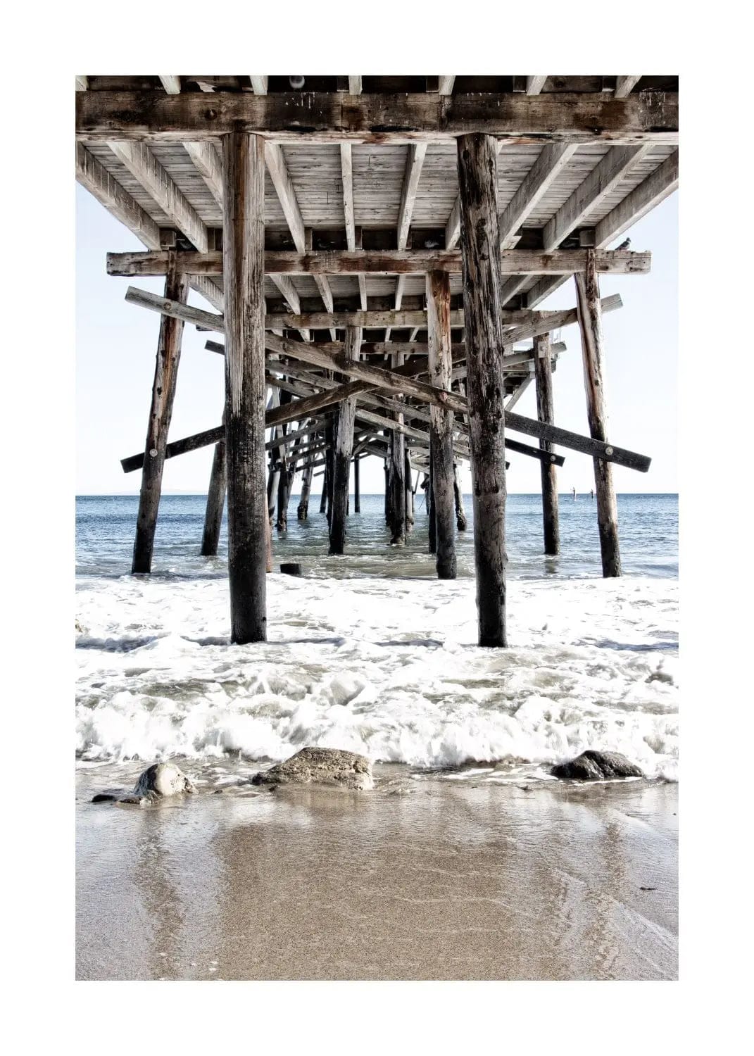 Schwarz-weiß Poster von Kalifornien ’Pier’ von Cosman-Photocollection, A4-Größe, mit weißem Rand, Kunstfotografie.