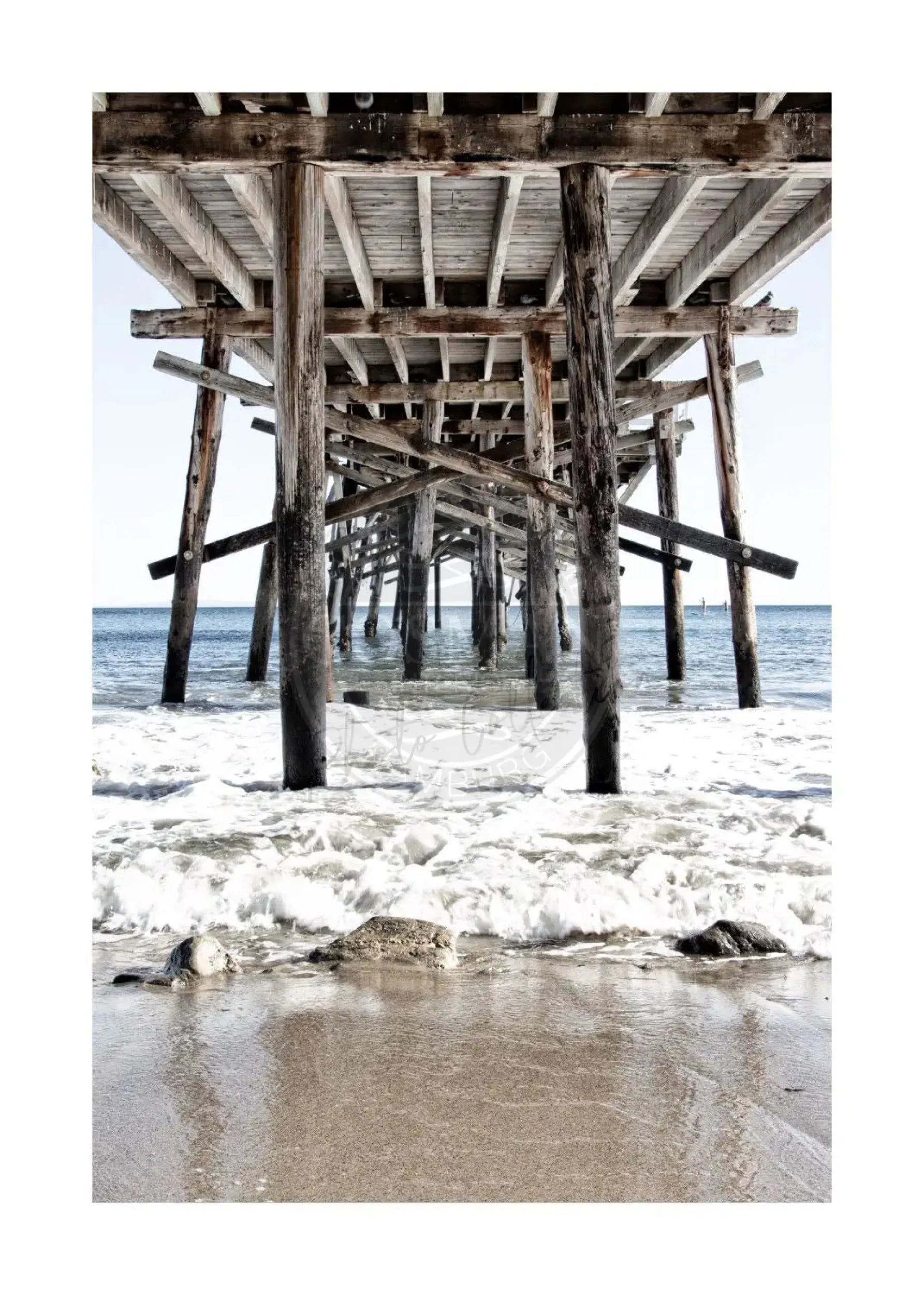 Schwarz-weiß Poster von Kalifornien ’Pier’ von Cosman-Photocollection, A4-Größe, mit weißem Rand, Kunstfotografie.