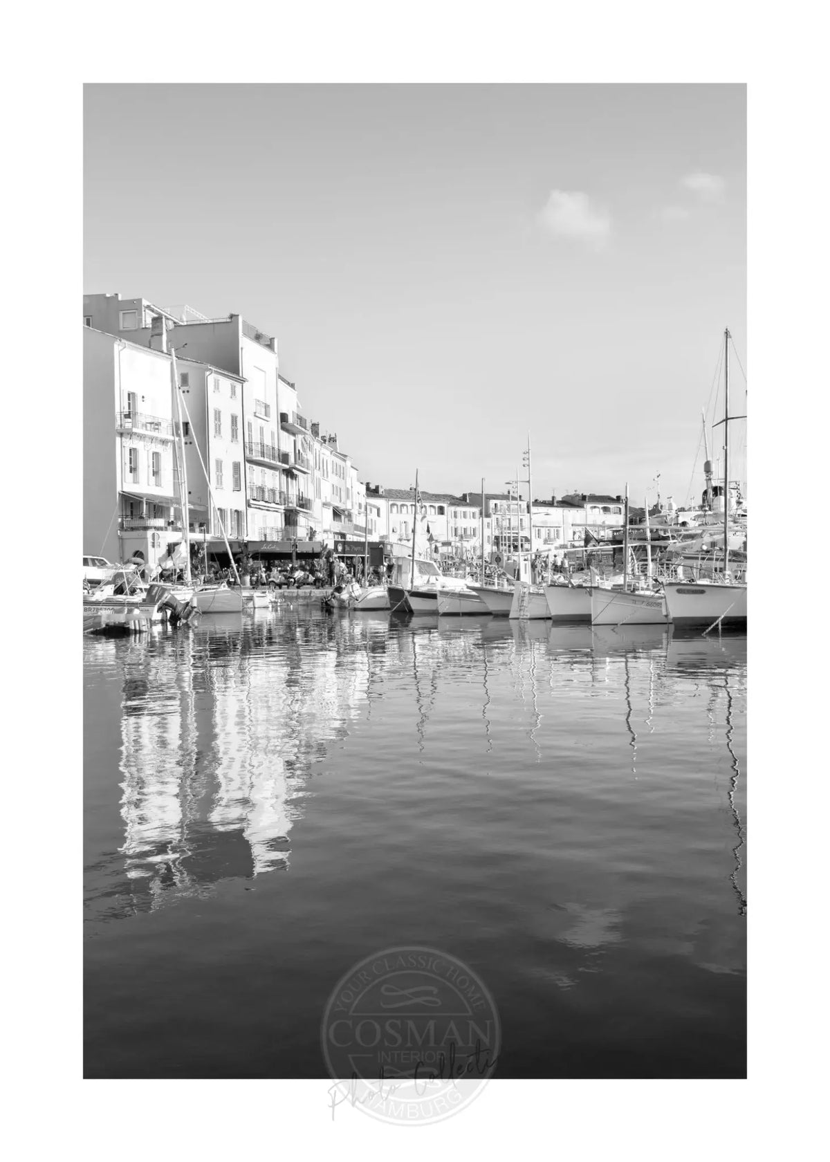 Schwarz-weiß Poster vom Hafen in Saint Tropez, A4 Größe, von Cosman-Photocollection, mit weißem Rand.