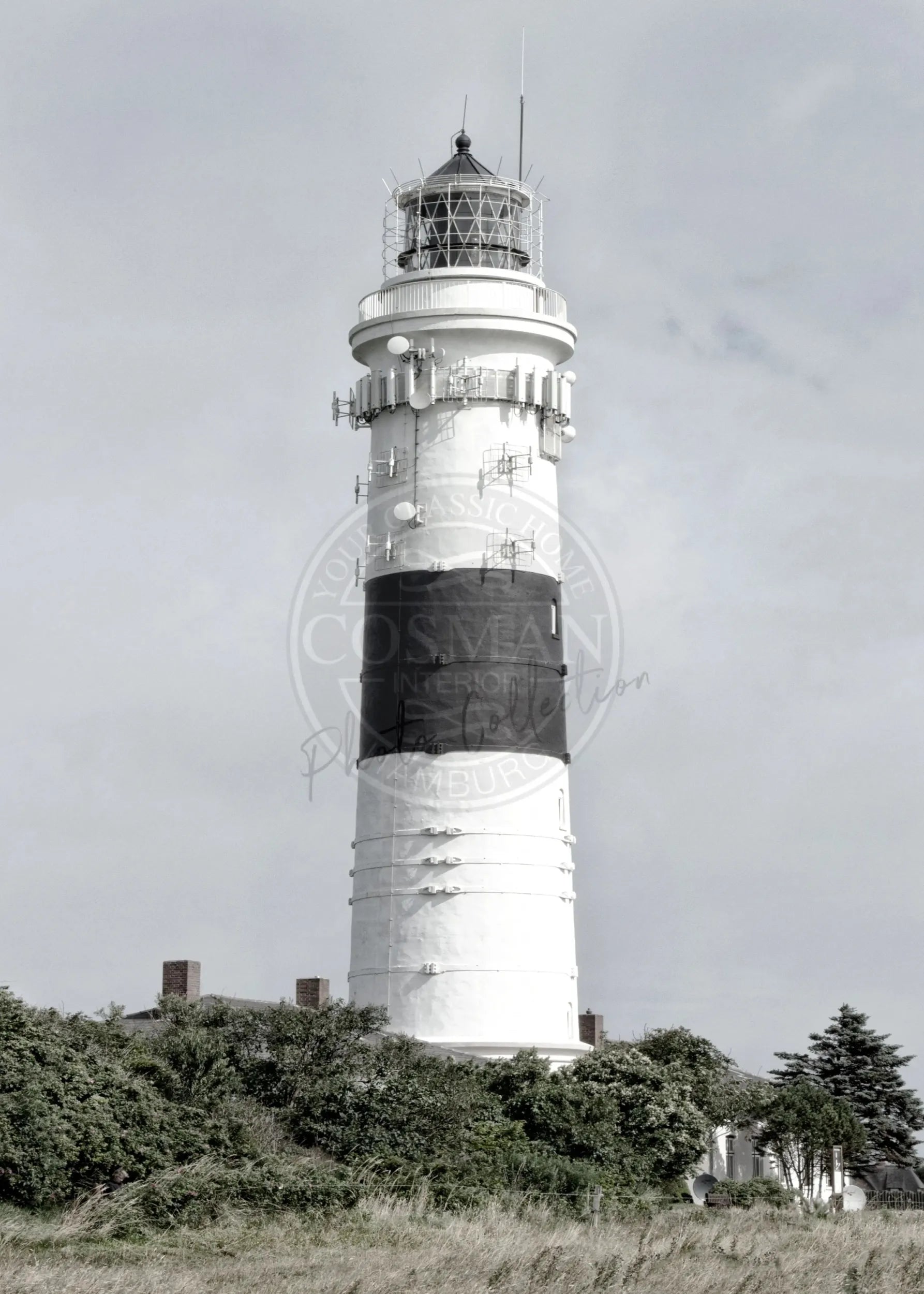 Schwarzweiß-Poster des Leuchtturms "Langer Christian" auf Sylt, Kampen, im A4-Format, von Cosman-Photocollection.