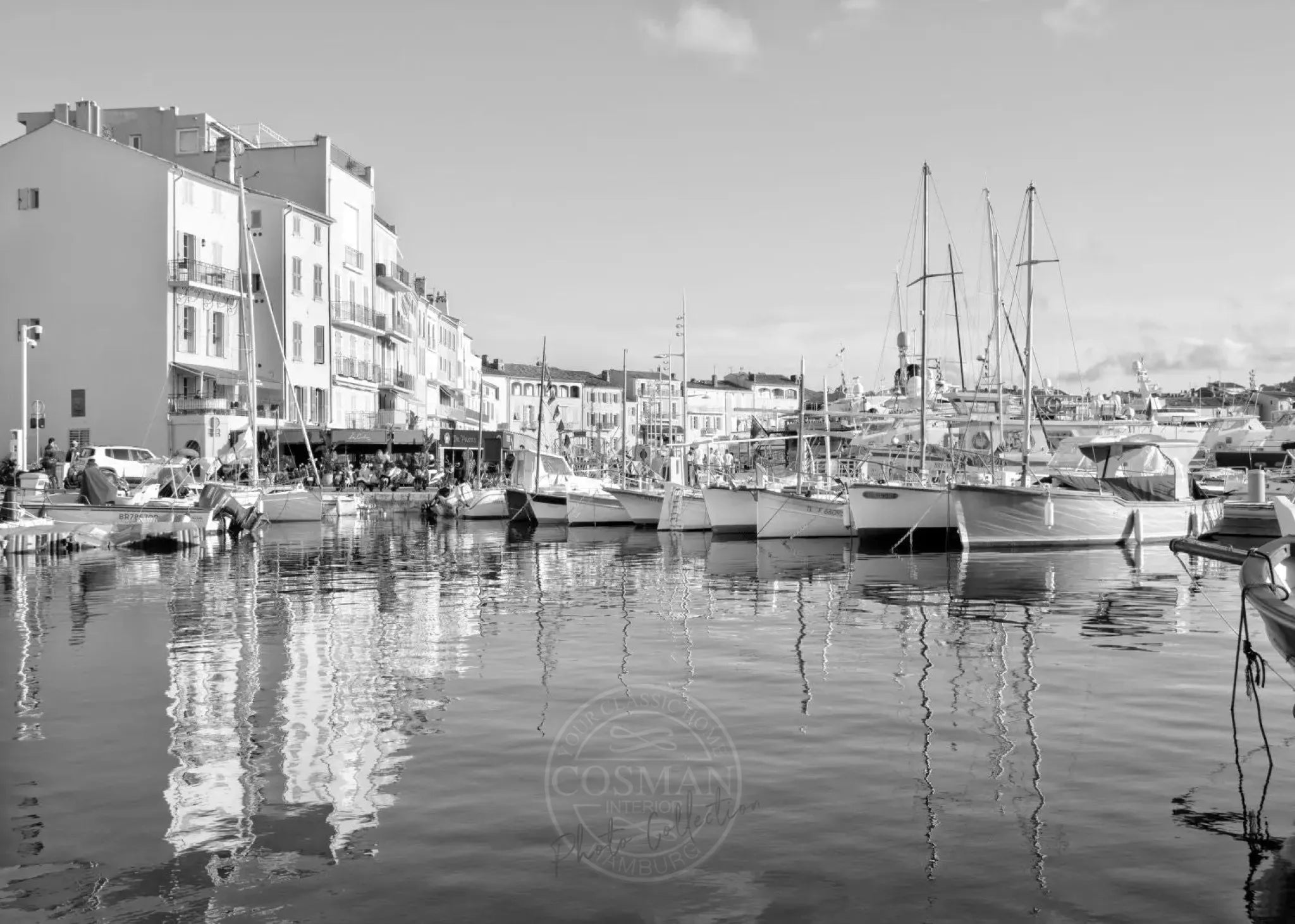 Schwarz-weiß Poster ’Hafen’ Saint Tropez von Cosman-Photocollection, A4-Größe, mit weißem Rand, maritime Hafenansicht
