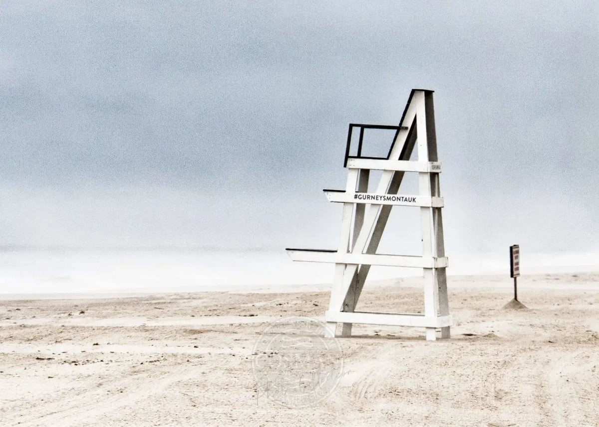 Schwarz-Weiß-Poster Hamptons Long Island ’Beach’ von Cosman-Photocollection, A4-Größe, mit weißem Rand, Meeresküstenmotiv