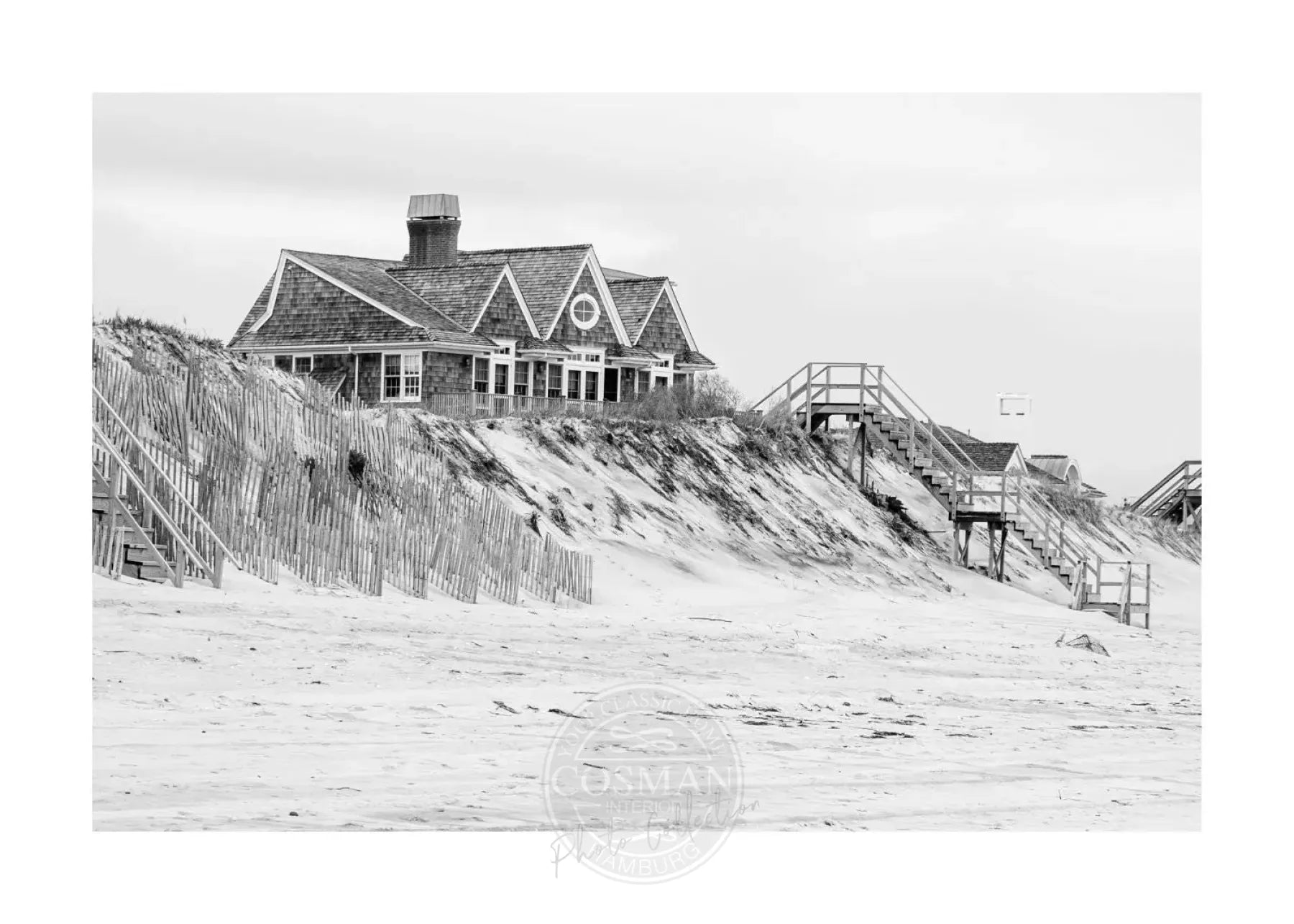 Schwarz-weiß Poster Hamptons Long Island ’Beach House’ von Cosman-Photocollection, 29,7x21cm, mit weißem Rand