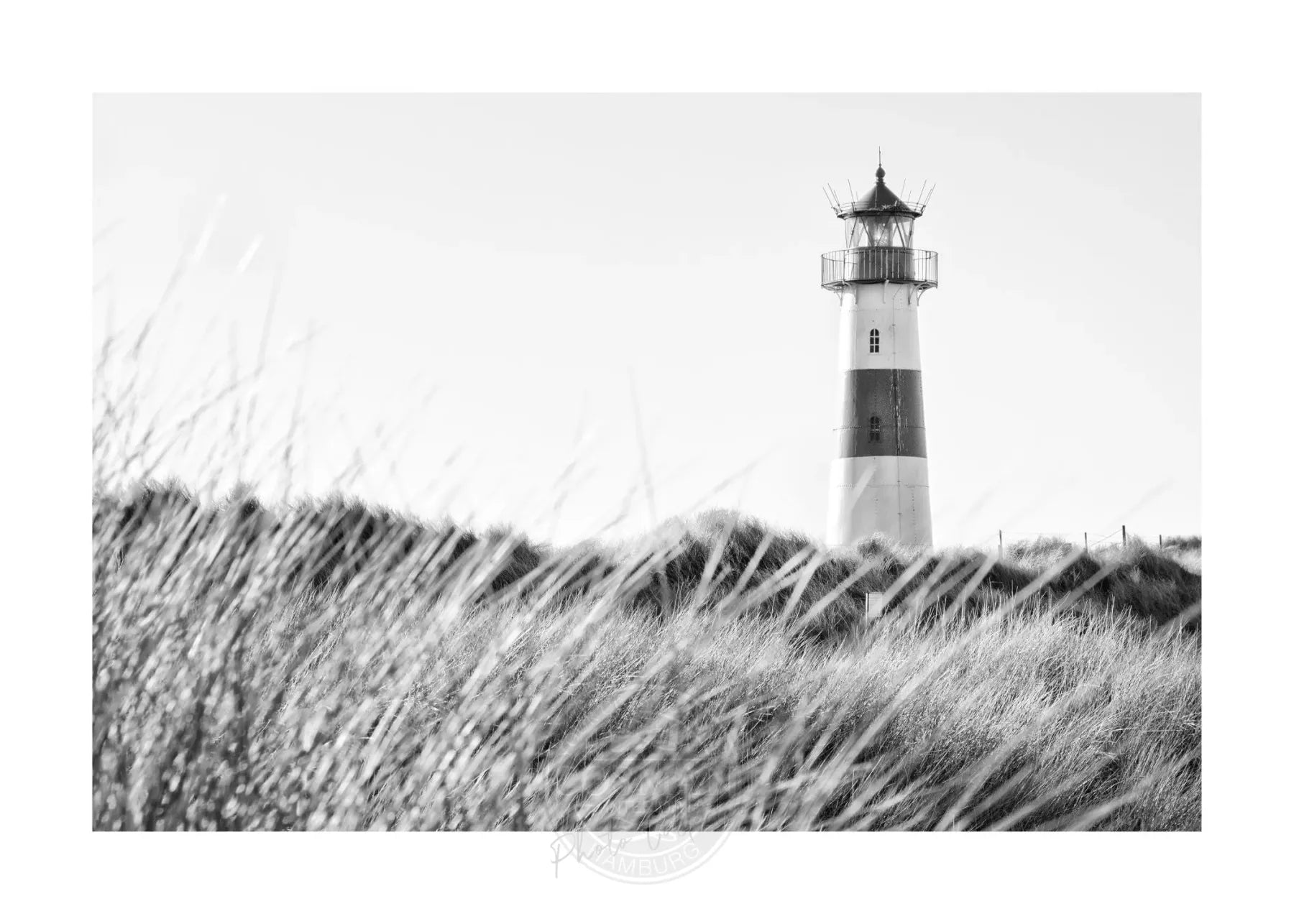 Schwarzweiß-Poster des Leuchtturms Sylt von Cosman-Photocollection, A4-Format mit weißem Rand, hochwertiger Druck
