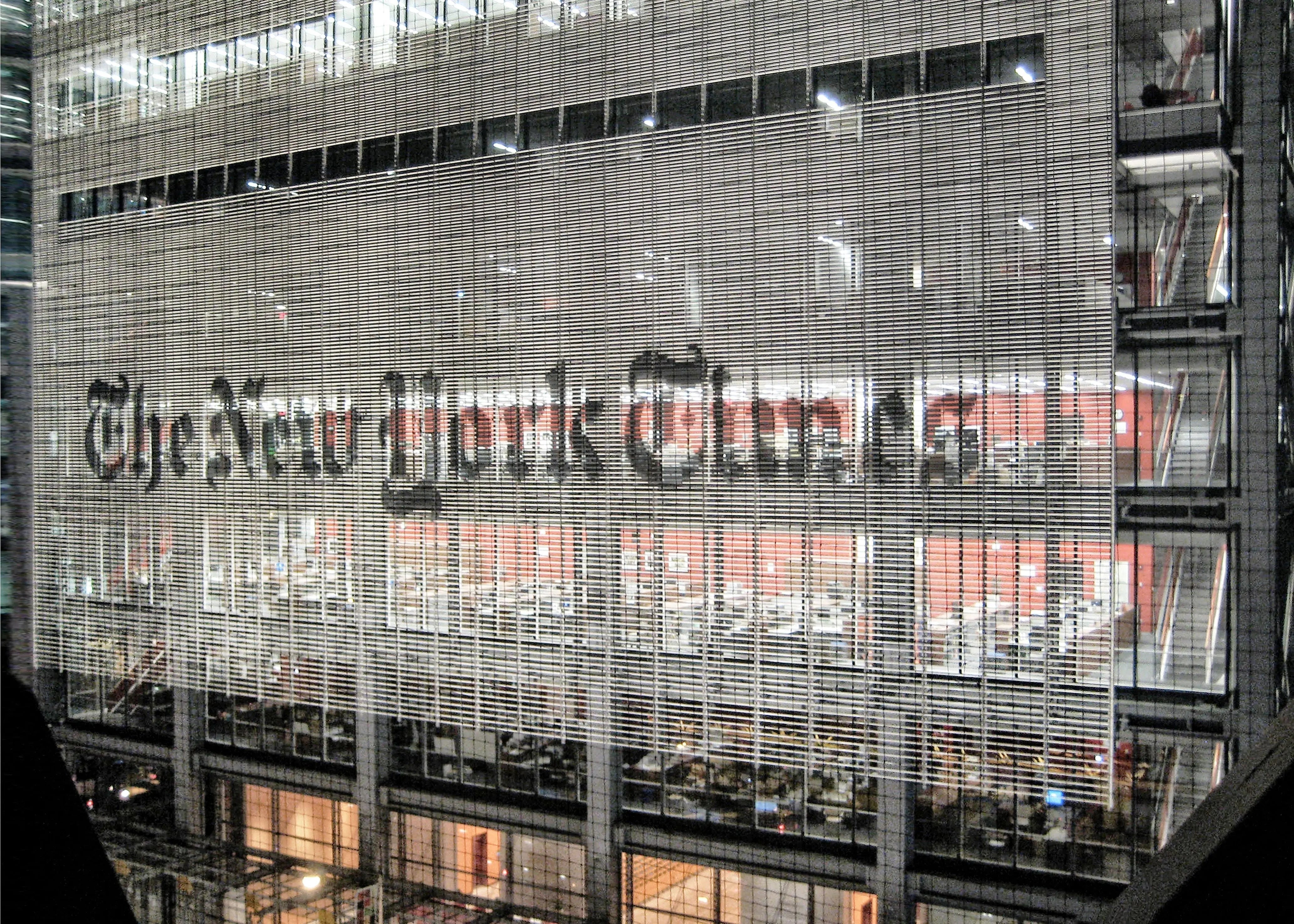 Schwarz-weiß Poster von New York "Times" mit weißem Rand, 29,7 x 21 cm, von Cosman-Photocollection.