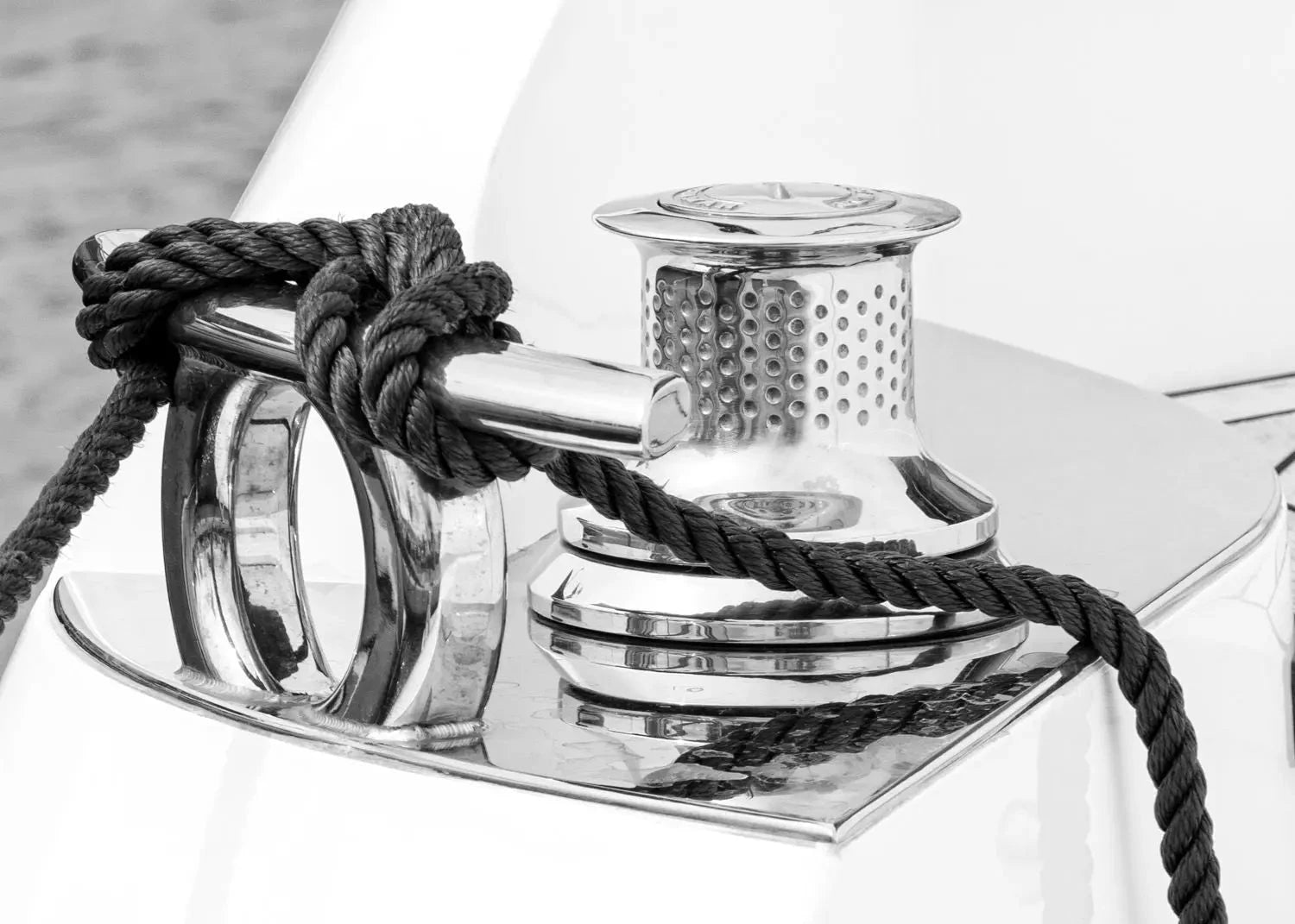 Schwarz-weiß Poster „Sailing“ von Cosman-Photocollection, 29,7x21cm, mit weißem Rand, Saint Tropez Motiv