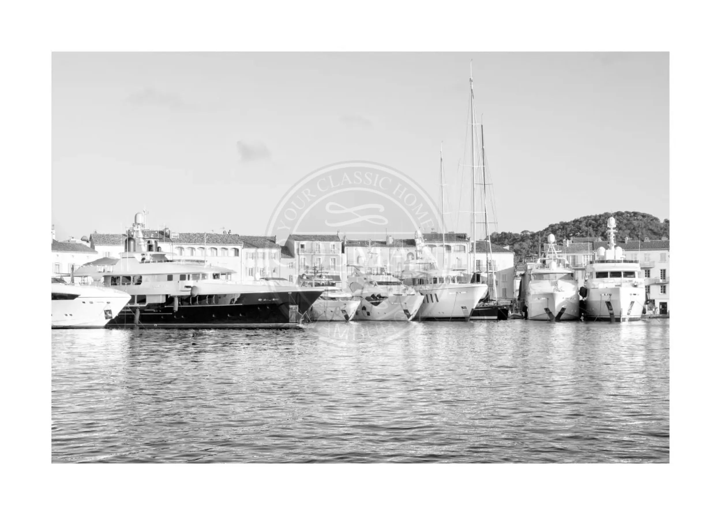 Schwarz-weiß Poster von Saint Tropez Hafen, 29,7x21cm, von Cosman-Photocollection, mit weißem Rand, Wanddekoration