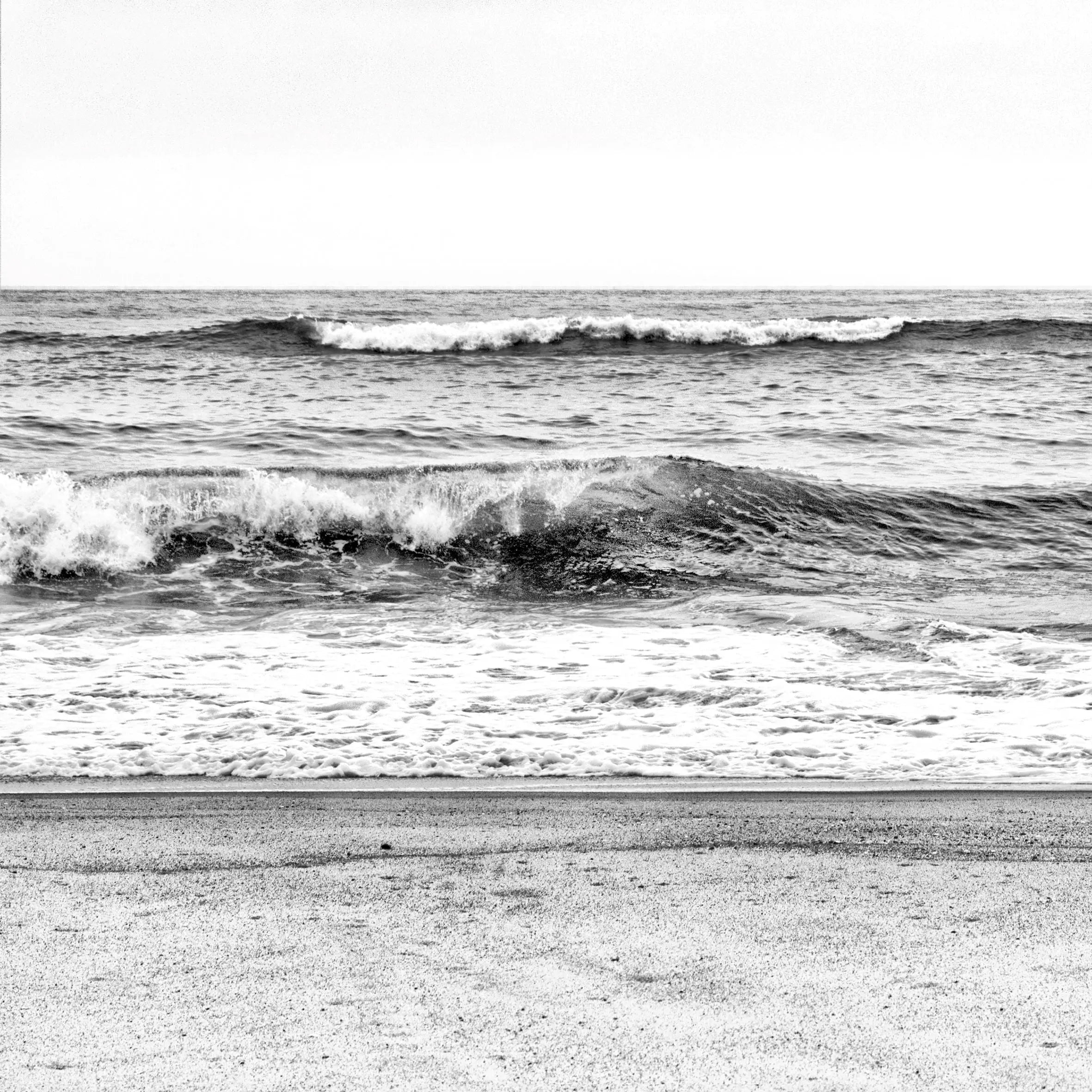 Schwarz-Weiß-Poster von Cosman-Photocollection mit Hamptons Long Island Ocean Motiv, 40x40 cm, mit weißem Rand