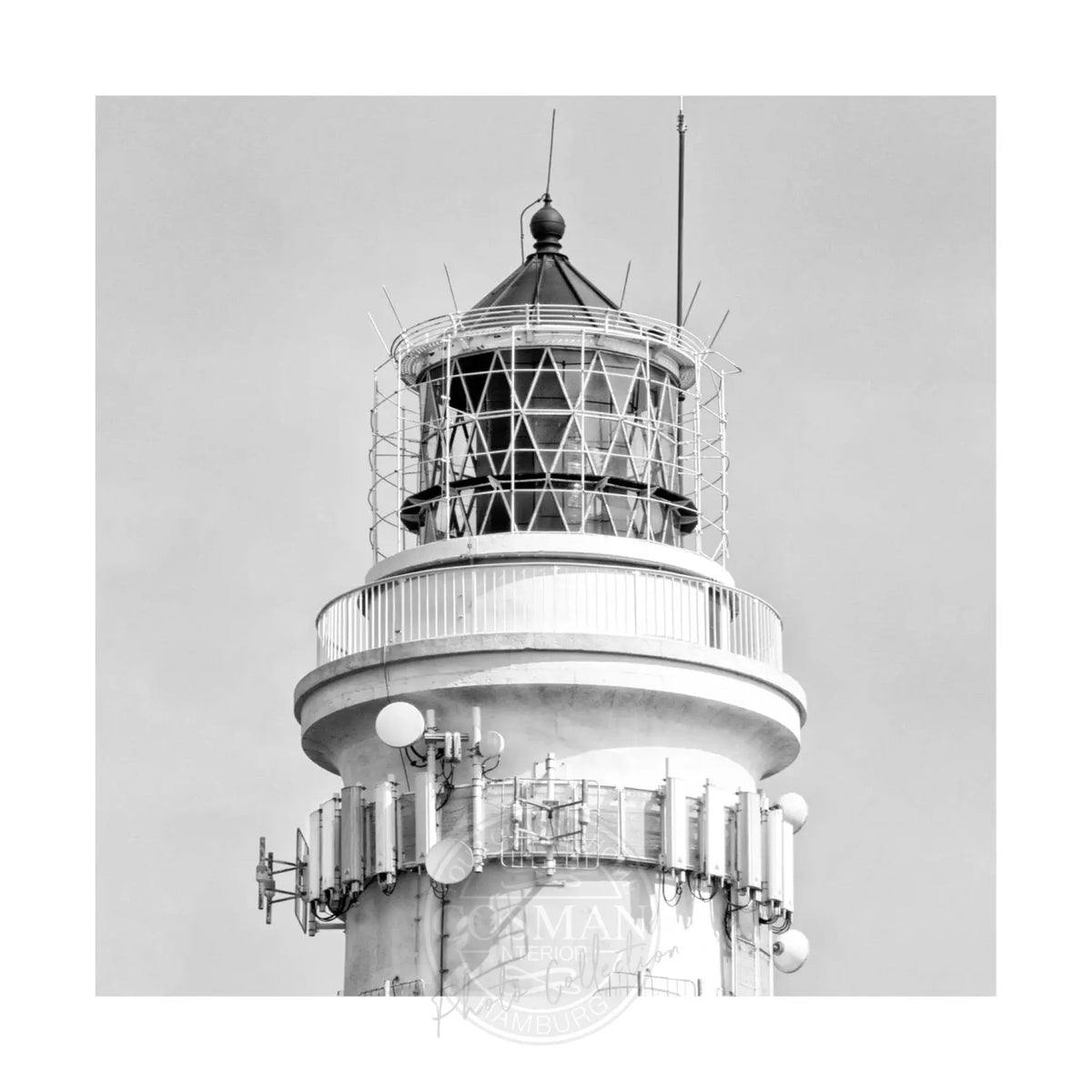 Schwarz-weiß Poster vom Leuchtturm Kampen auf Sylt, 40x40cm, von Cosman-Photocollection, mit weißem Rand.