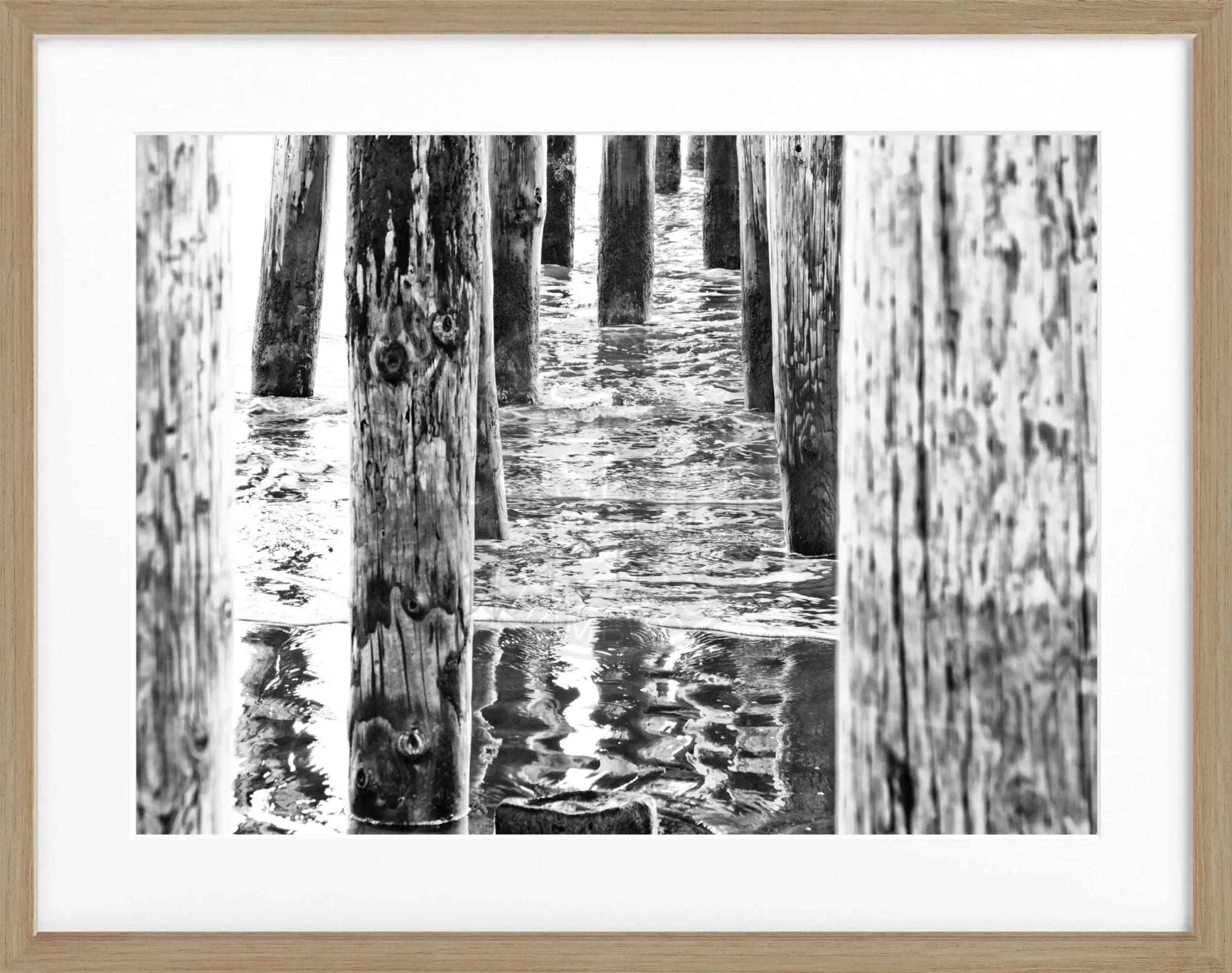 Schwarz-weiß Poster mit Rahmen, Kalifornien Pier Motiv, von Cosman-Photocollection, 31x25cm, Wanddekoration