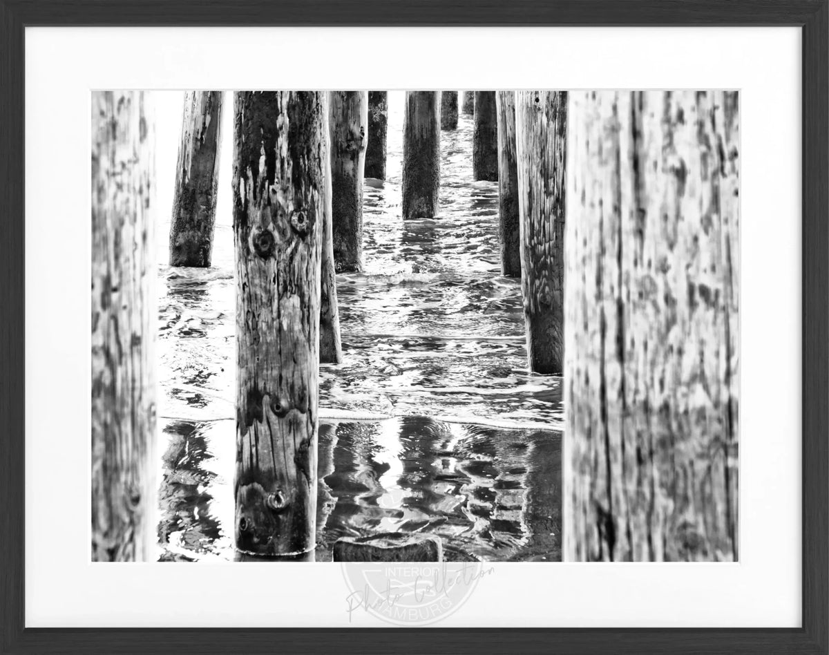 Schwarz-weiß Poster mit Rahmen, Kalifornien ’Pier’ Motiv, von Cosman-Photocollection, 31x25 cm, dekoratives Wandbild