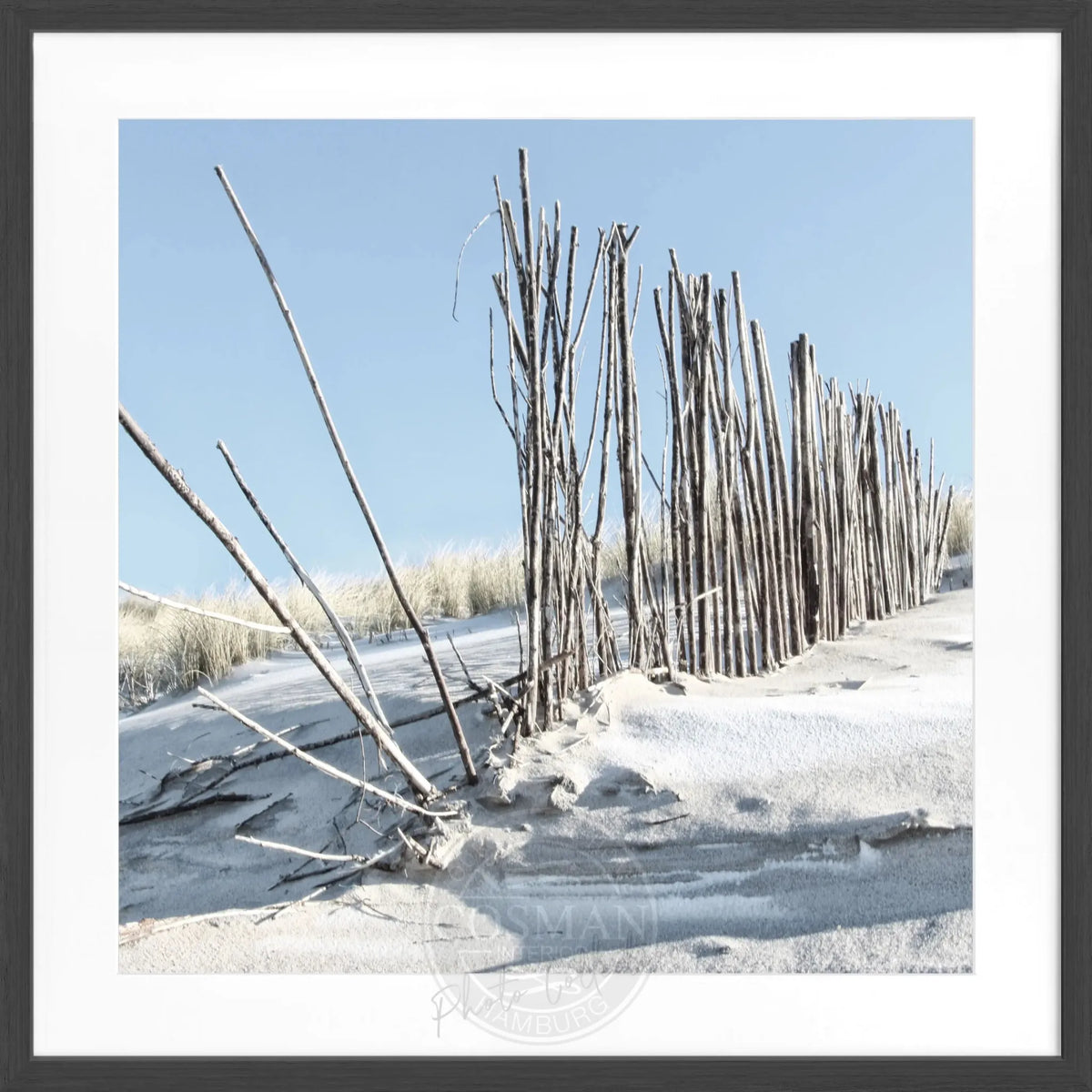 Schwarz-weiß Poster mit Rahmen ’Beach’ Sylt von Cosman-Photocollection, quadratisches Motiv, 55x55 cm