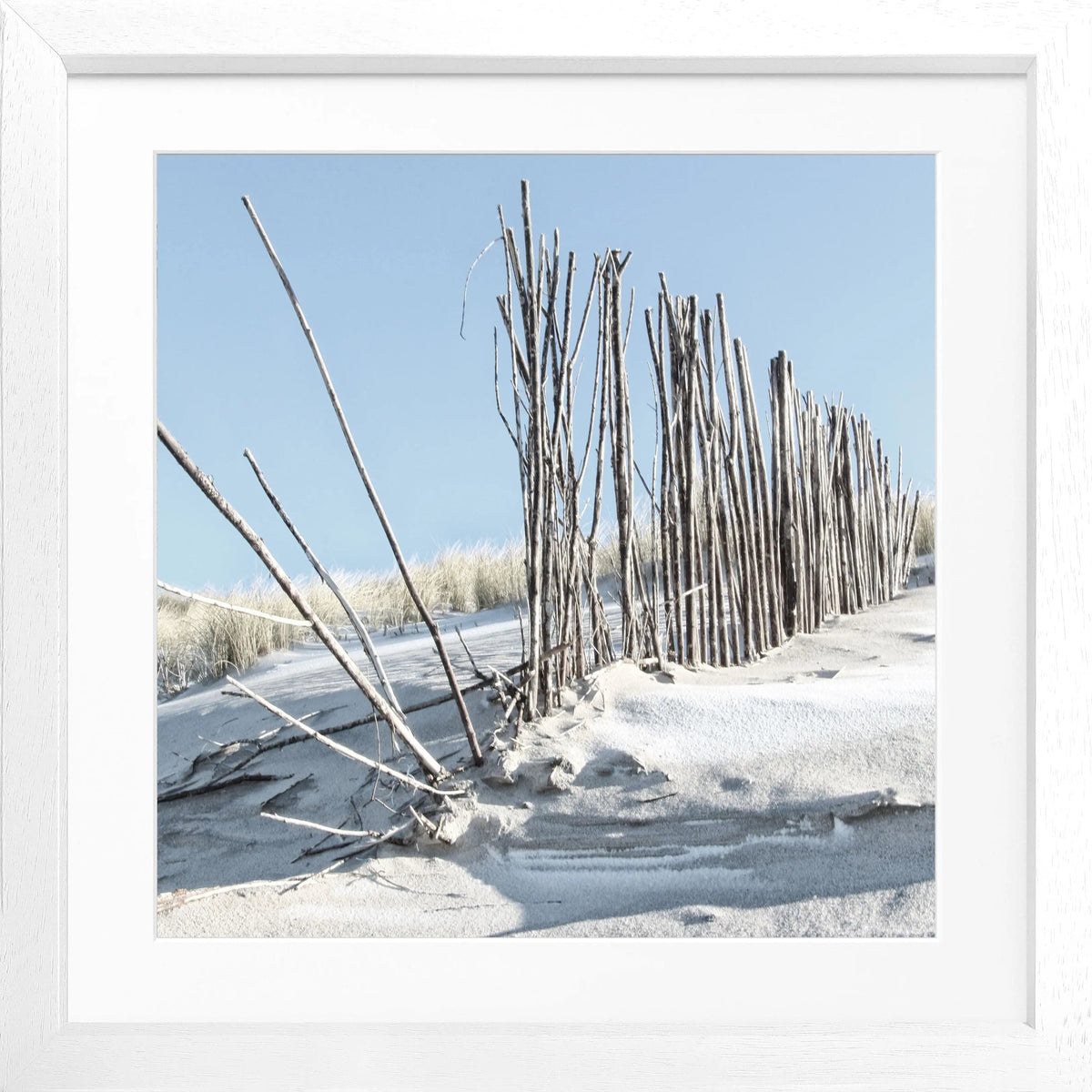 Schwarz-weiß Poster mit Rahmen ’Beach’ Sylt von Cosman-Photocollection, quadratisches Wandbild im Format 55x55 cm