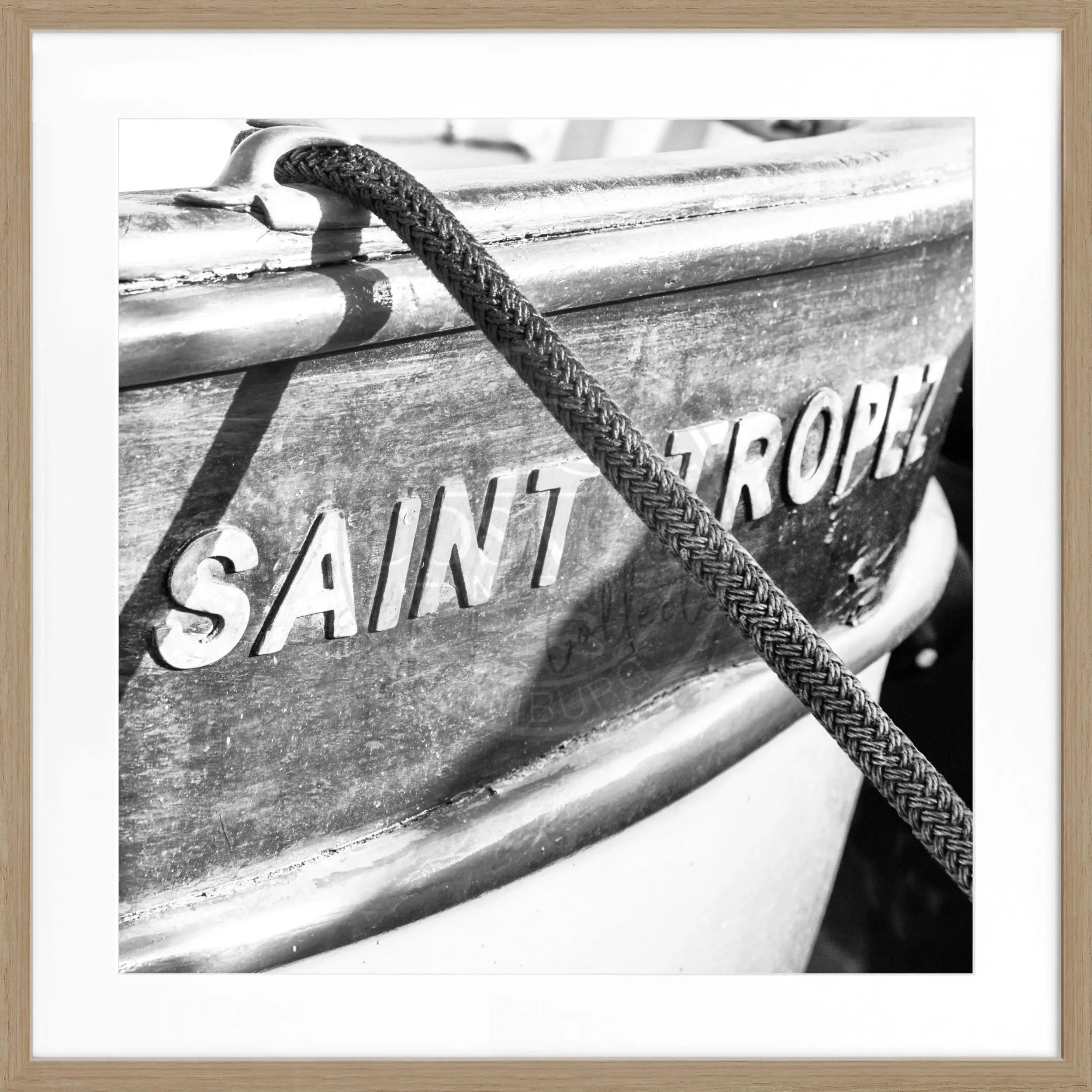Schwarz-weiß Poster mit Rahmen von Cosman-Photocollection, Boot-Motiv aus Saint Tropez, quadratisch, 55x55cm, stilvolle Wanddekoration