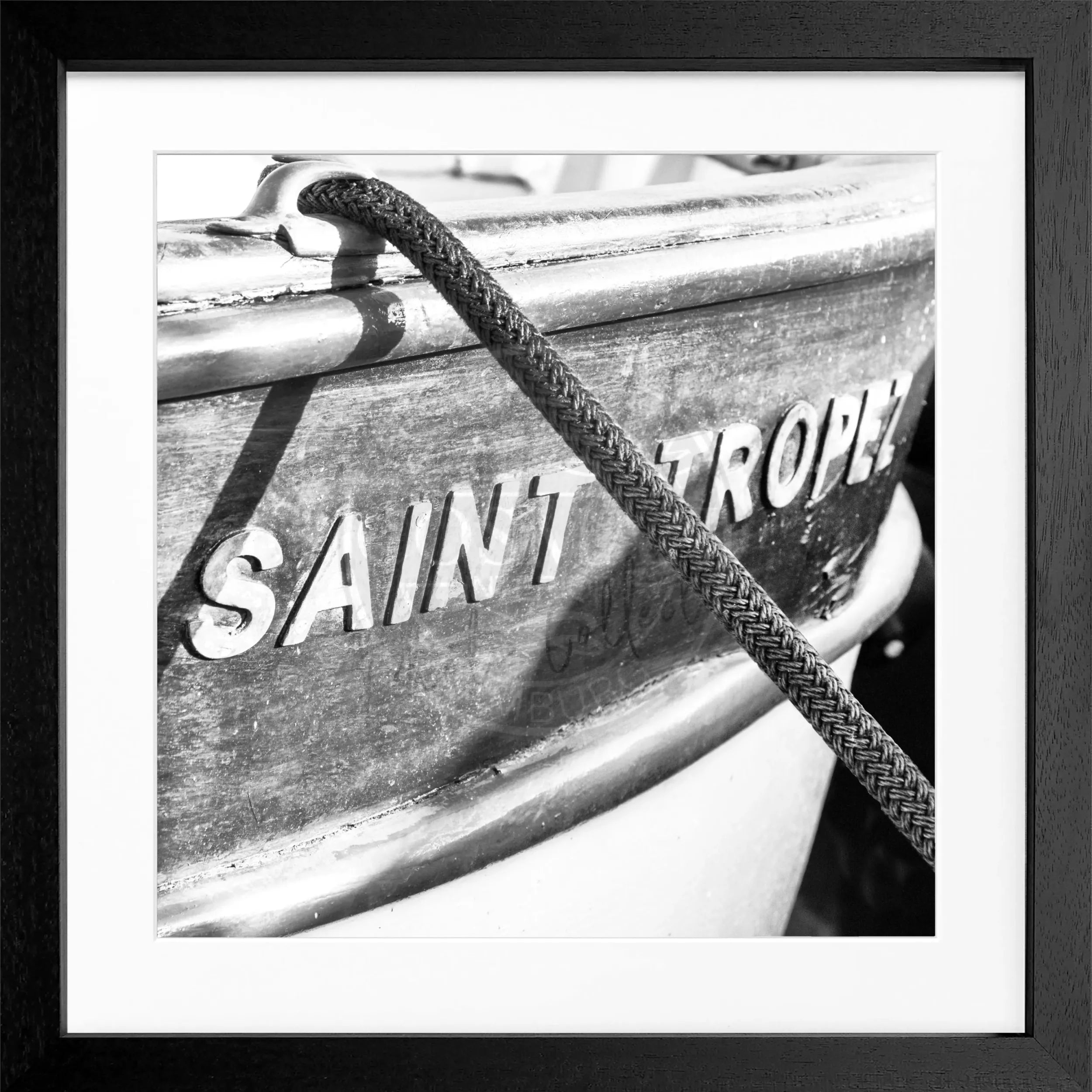 Schwarz-weiß Poster mit Rahmen von Cosman-Photocollection, Boot-Motiv in Saint Tropez, quadratisch 55x55cm, stilvoller Wanddekoration