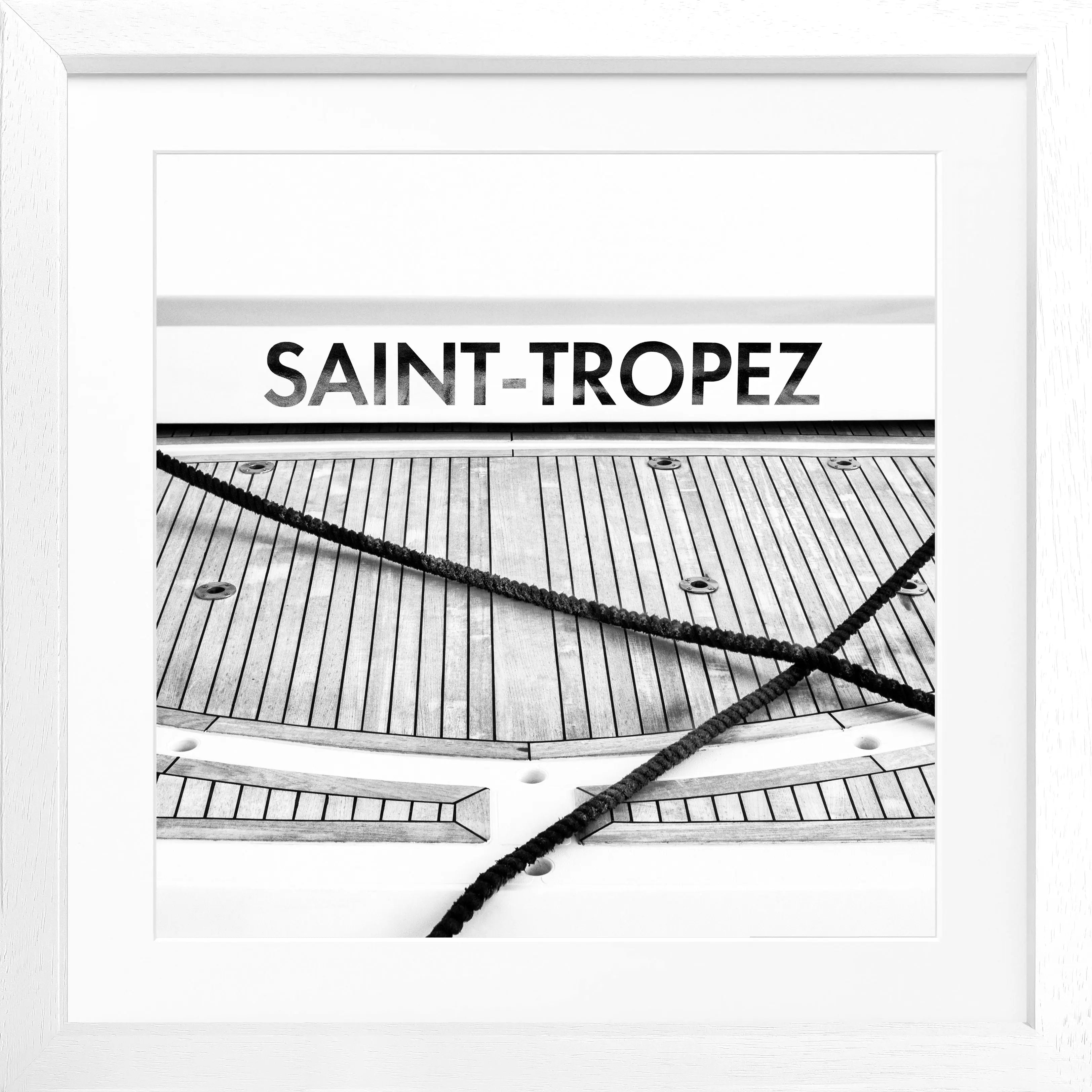 Schwarz-weiß Poster mit Rahmen von Cosman-Photocollection, Boot-Motiv aus Saint Tropez, quadratisch 55x55cm.