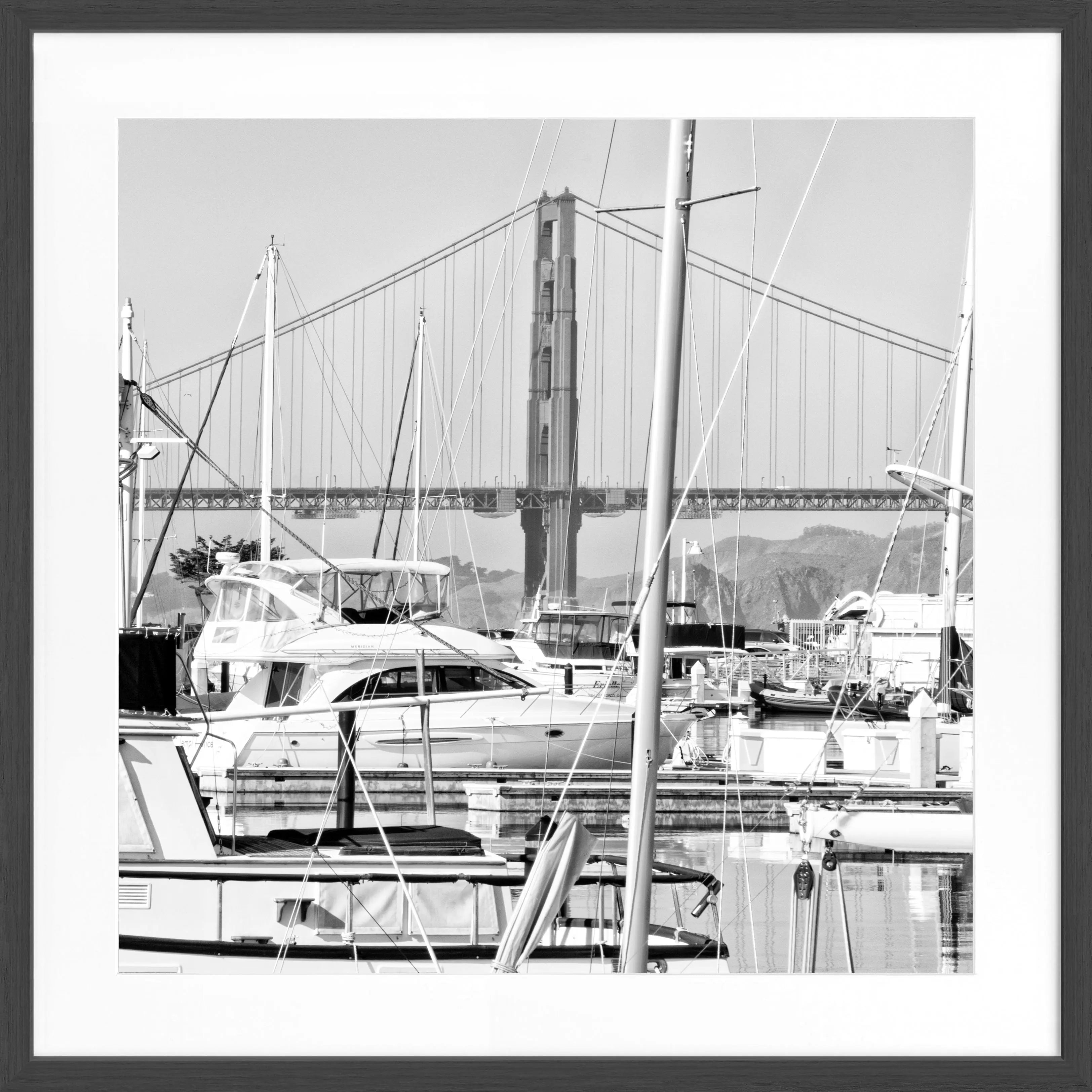 Schwarz-weiß Poster mit Rahmen, Golden Gate Bridge in San Francisco, quadratisch, 55x55 cm, von Cosman-Photocollection.
