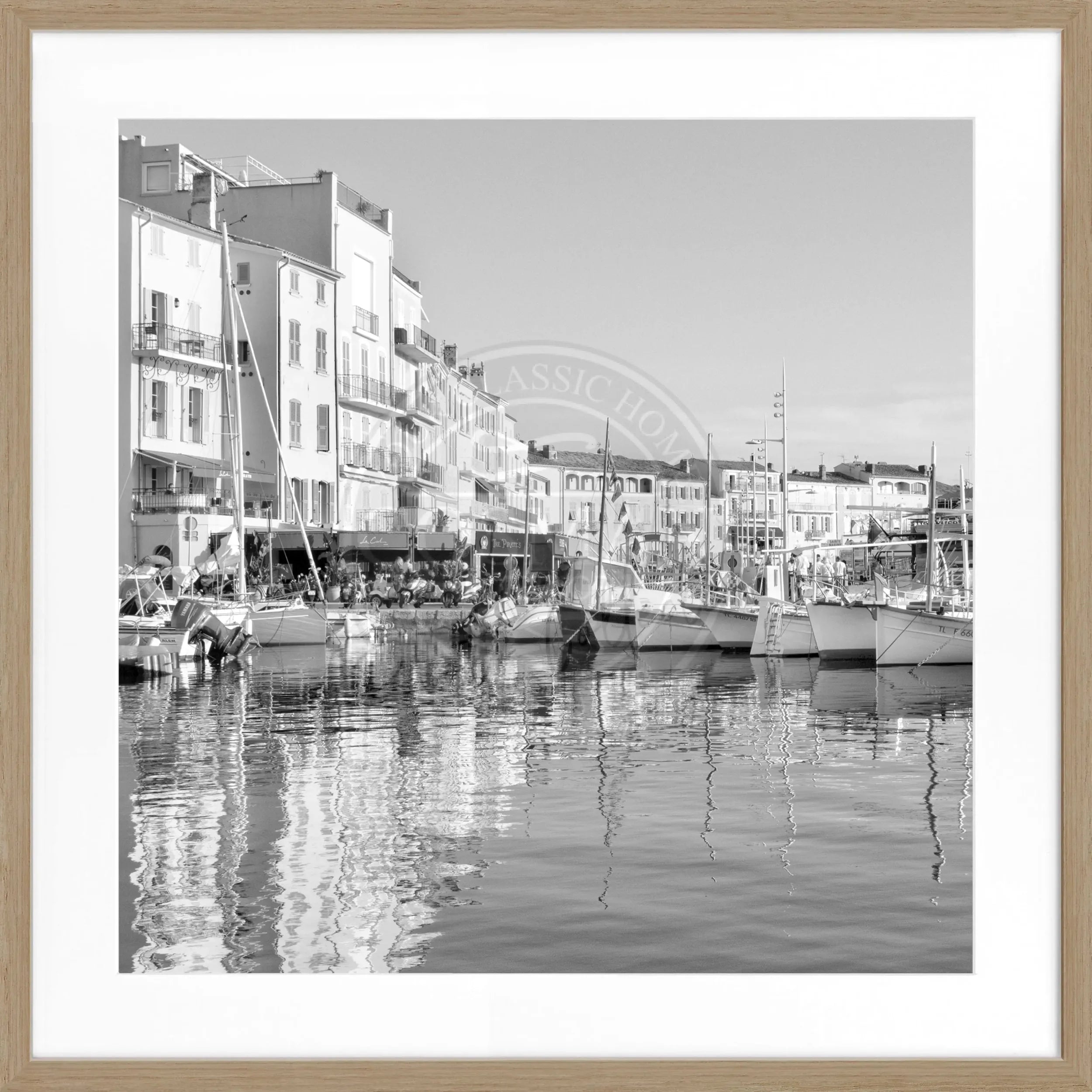 Schwarz-weiß Poster mit Rahmen 'Hafen' Saint Tropez, quadratisch 55x55cm, von Cosman-Photocollection, maritimes Motiv