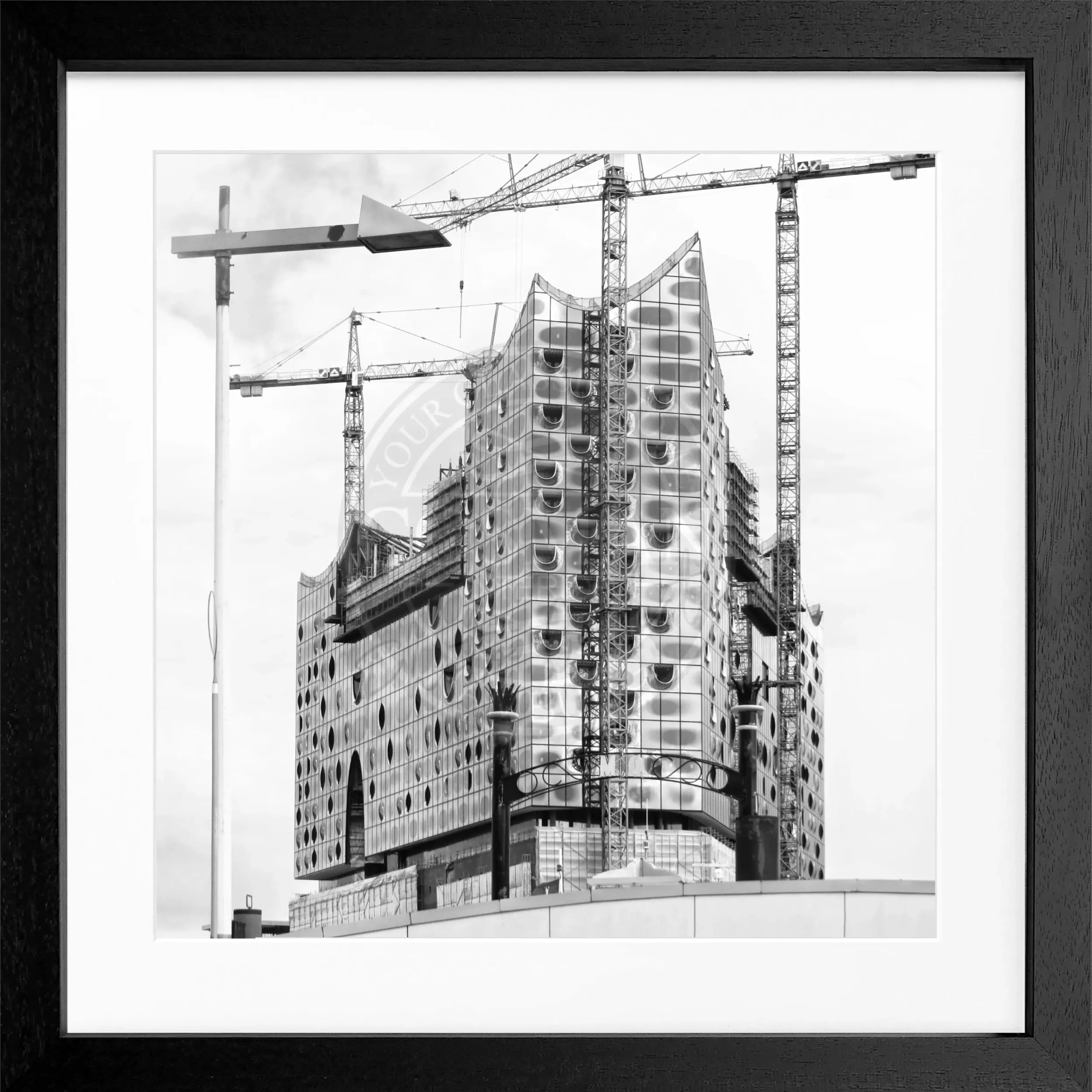 Schwarz-weiß Poster mit Rahmen, Hamburg Elphi Motiv, von Cosman-Photocollection, 55x55 cm, quadratisch, Wanddekoration