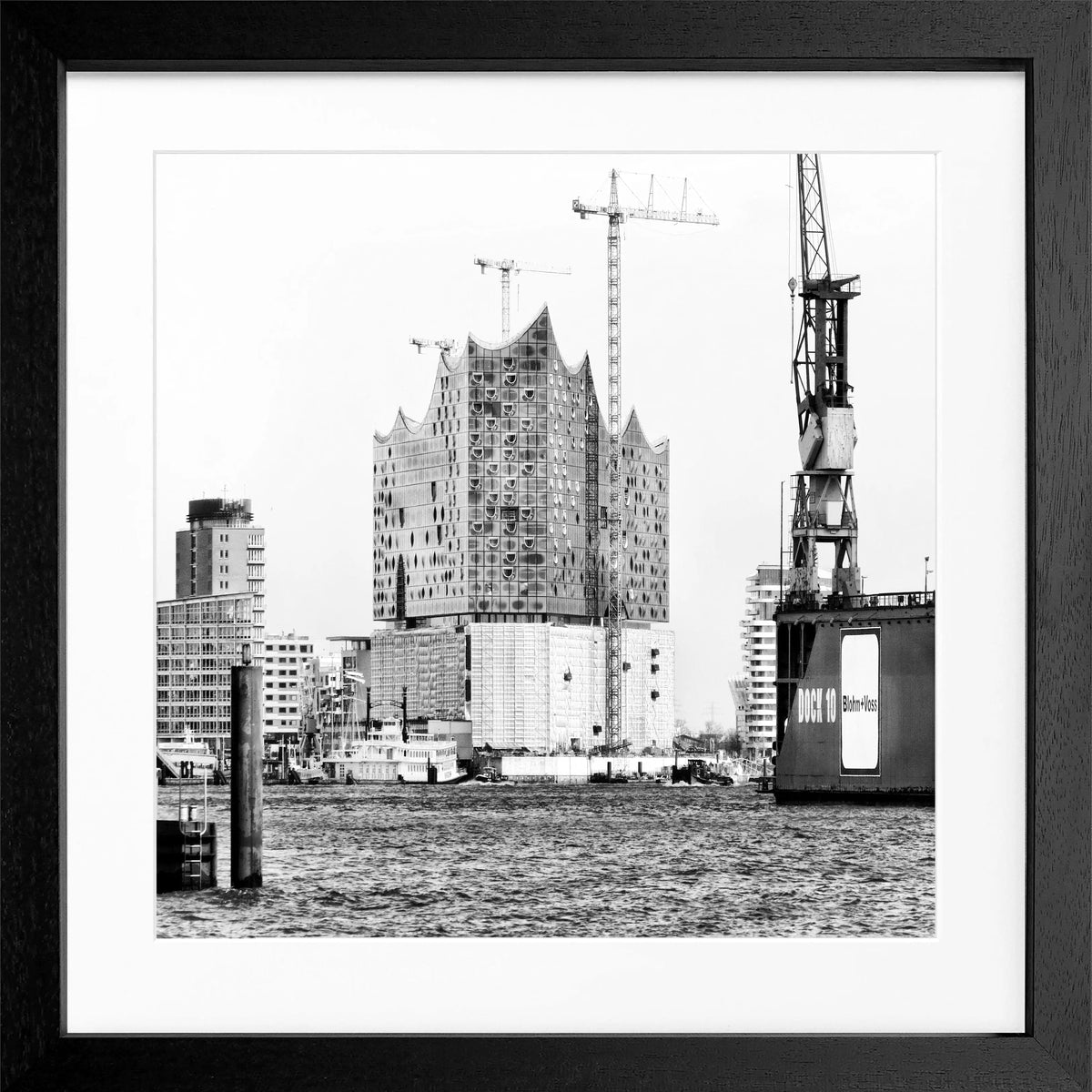 Schwarz-weiß Poster mit Rahmen, Hamburg Elphi Motiv, von Cosman-Photocollection, quadratisch 55x55cm, Wanddekoration