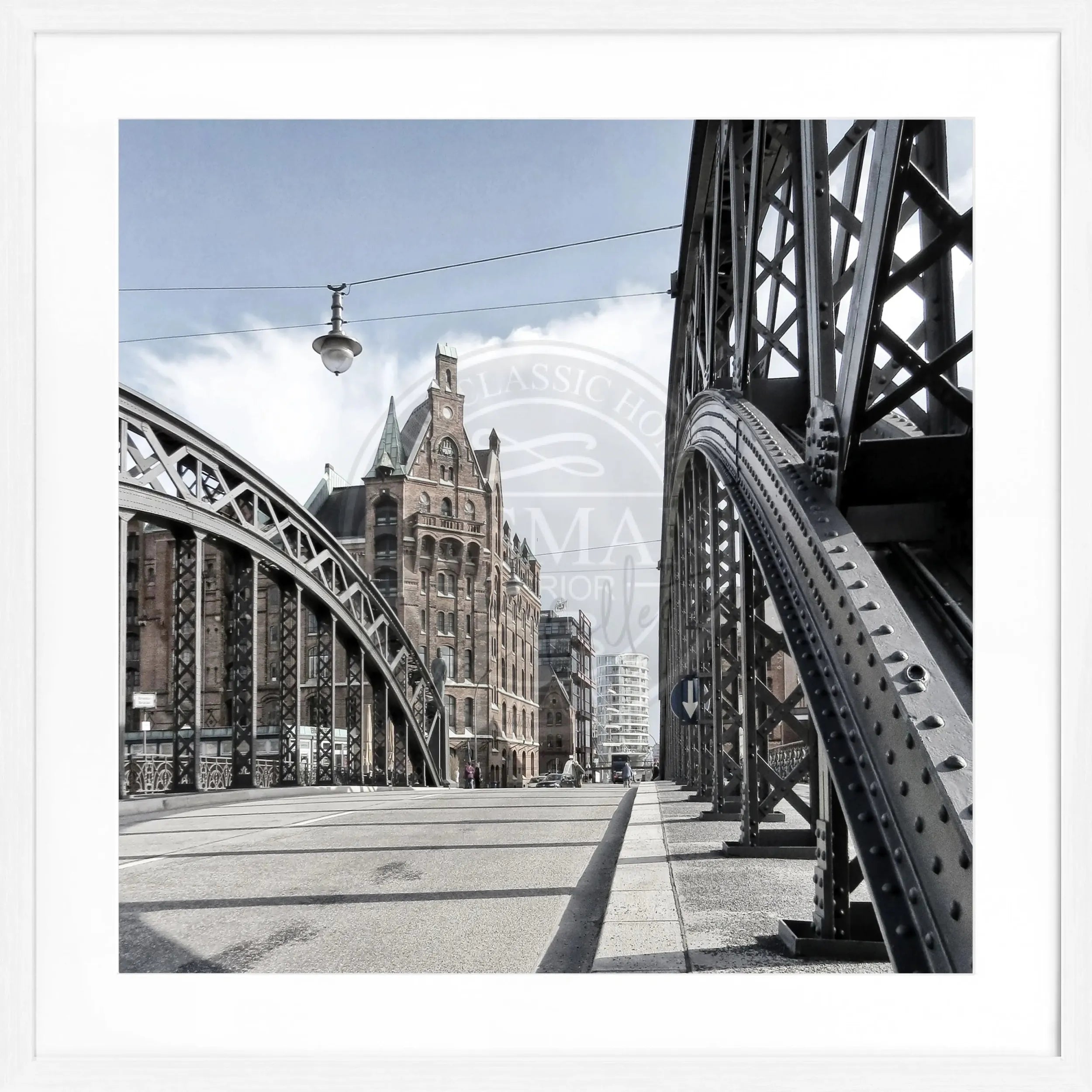 Schwarz-weiß Poster der Hamburger Speicherstadt im schwarzen Rahmen, quadratisch, von Cosman-Photocollection, 55x55 cm