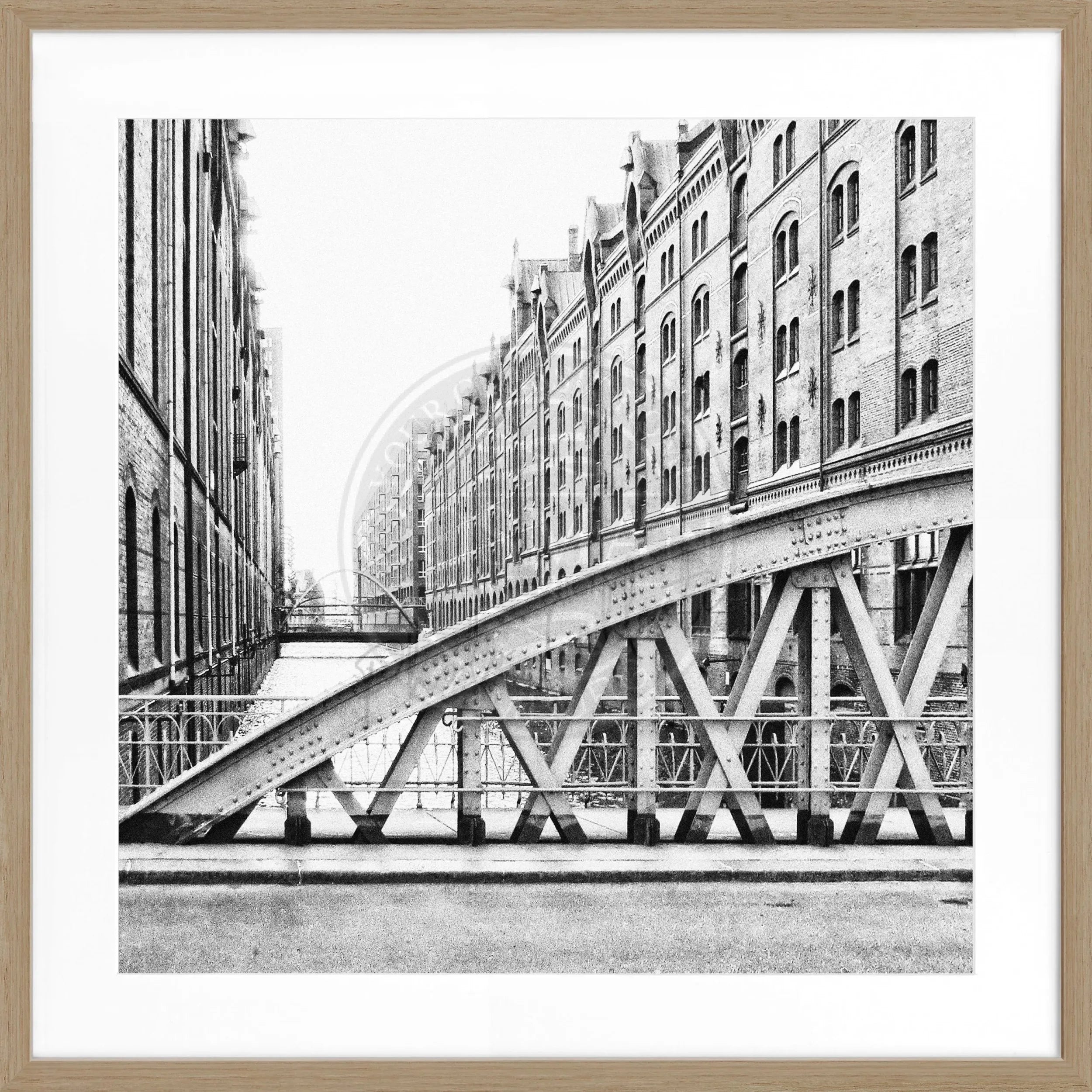 Schwarz-weiß Poster mit Rahmen von Cosman-Photocollection, Hamburg Speicherstadt, quadratisch, 55x55cm, Motiv, Wanddekoration