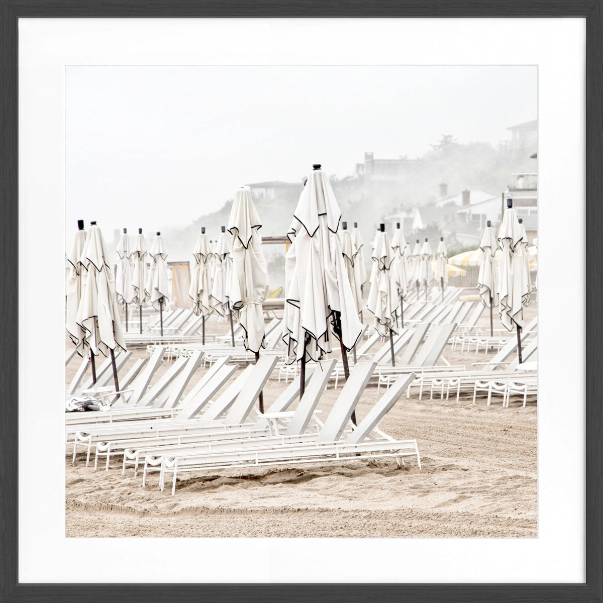 Schwarz-weiß Poster mit Rahmen, Hamptons Long Island Strand Motiv, 55x55cm, Cosman-Photocollection, quadratisch