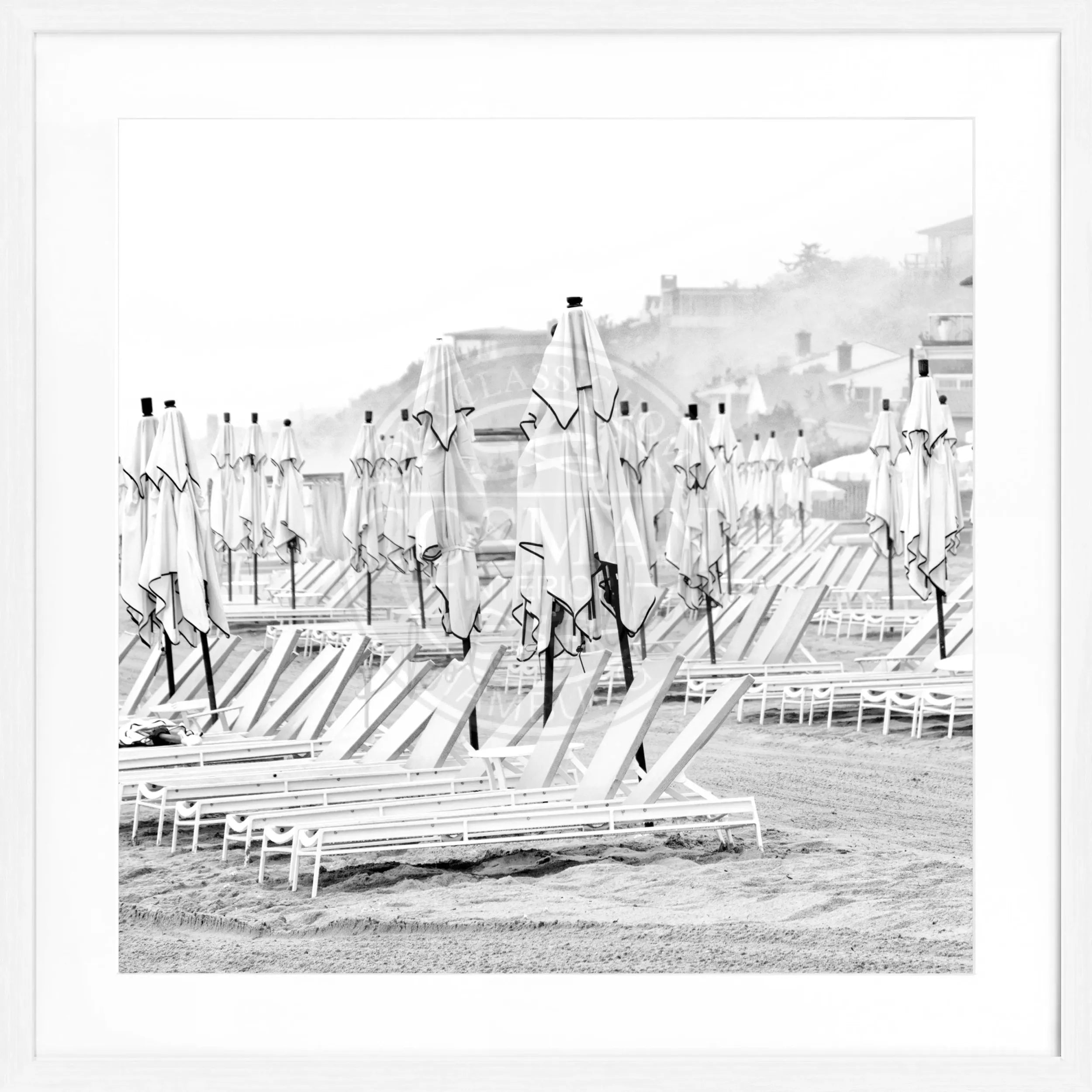 Schwarz-weiß Poster mit Rahmen, Hamptons Long Island Beach Motiv, Cosman-Photocollection, quadratisch 55x55cm