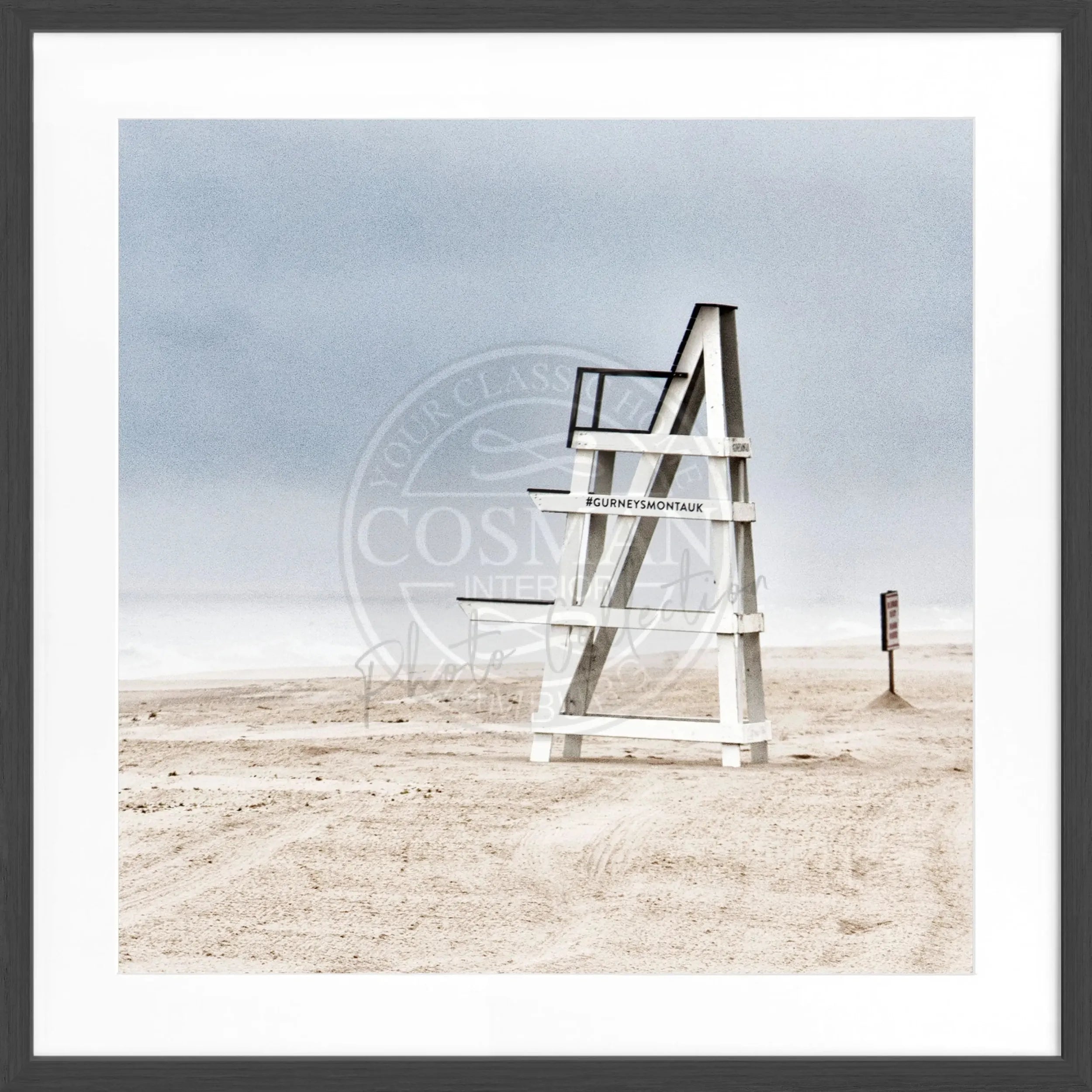 Schwarz-weiß Poster mit Rahmen, Hamptons Long Island Beach Motiv, 55x55cm, von Cosman-Photocollection, quadratisch, stilvoller Wanddekoration