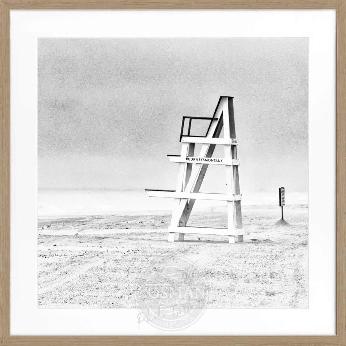 Schwarz-weiß Poster mit Rahmen, Hamptons Long Island Beach Motiv, quadratisch, 55x55cm, von Cosman-Photocollection