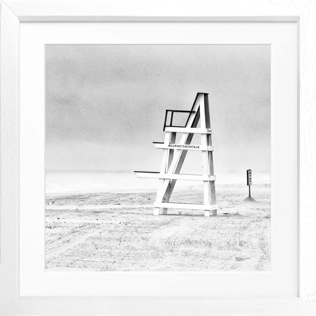 Schwarz-weiß Poster mit Rahmen, Hamptons Long Island ’Beach’, von Cosman-Photocollection, quadratisch, 55x55 cm, Strandmotivation