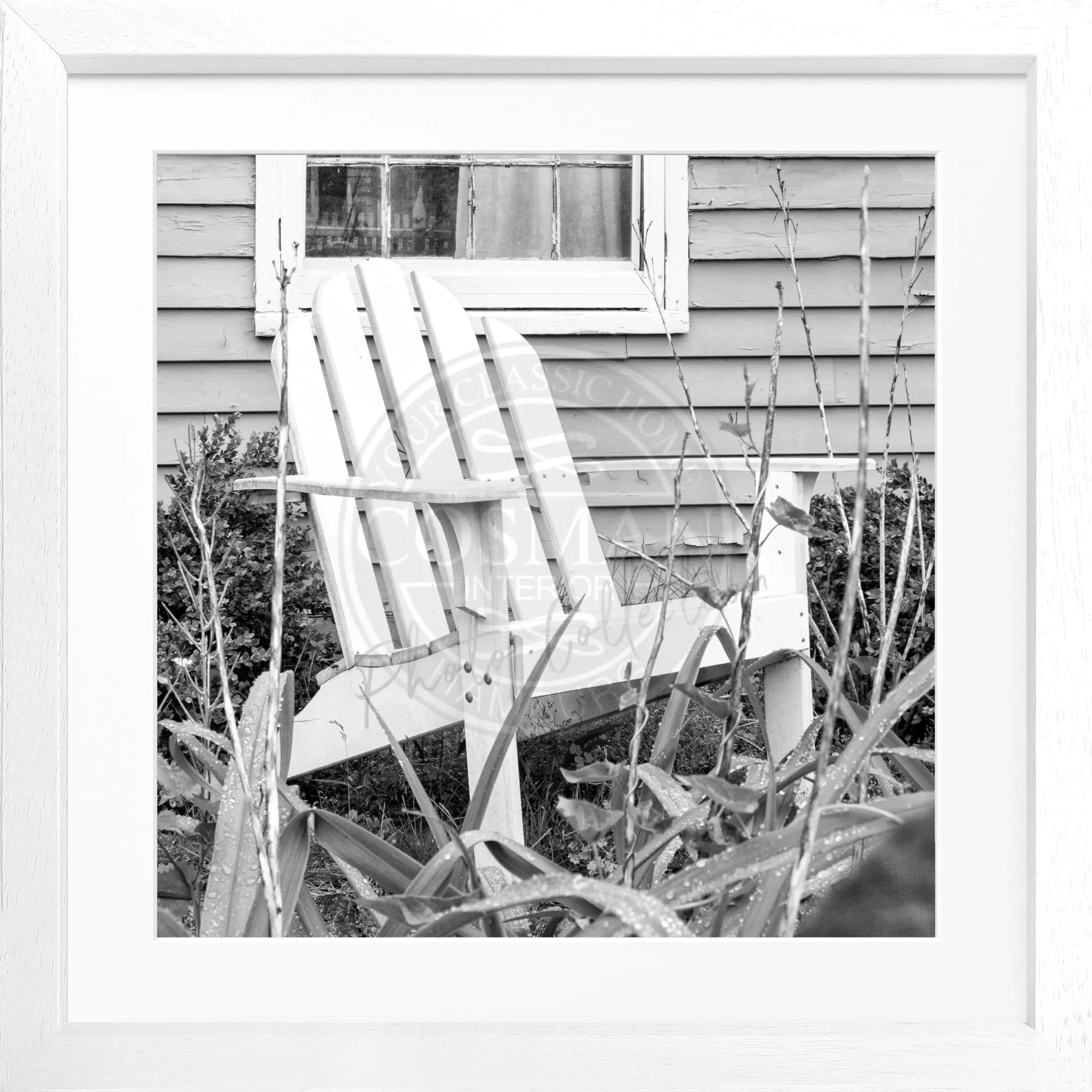 Schwarz-weiß Poster mit Rahmen, Hamptons Long Island Deckchair Motiv, von Cosman-Photocollection, quadratisch 55x55cm