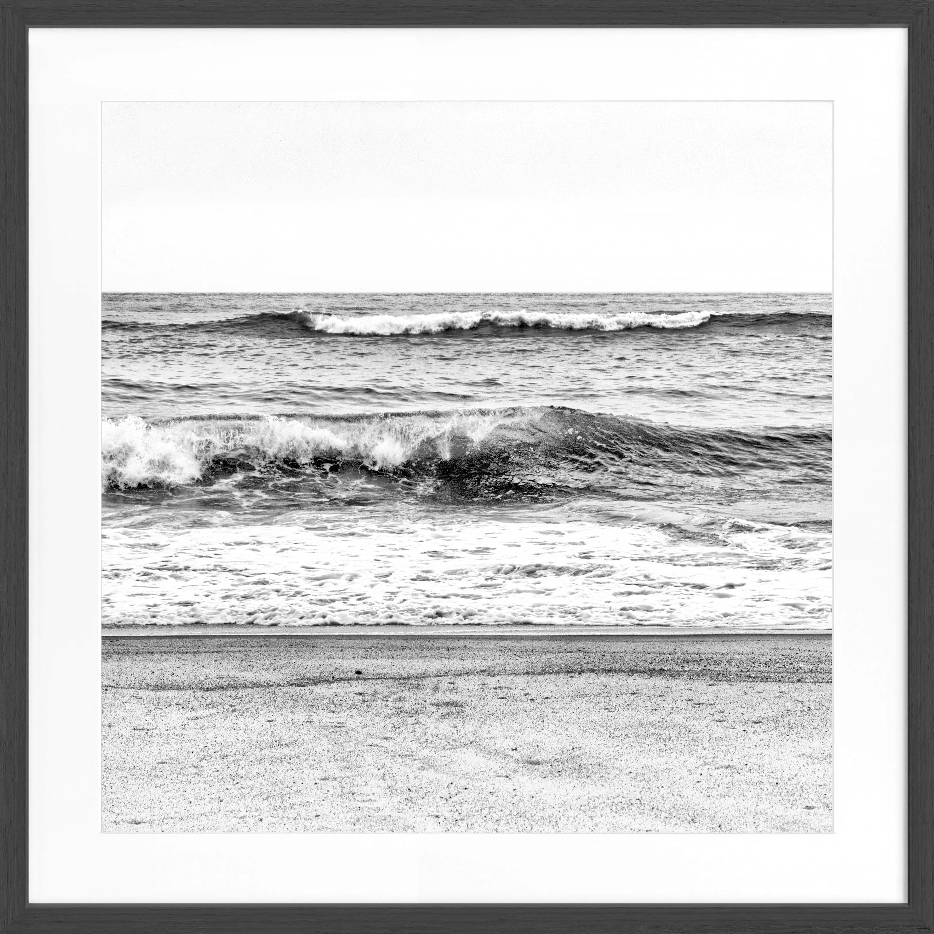 Schwarz-weiß Poster mit Rahmen, Hamptons Long Island ’Ocean’ von Cosman-Photocollection, quadratisch 55x55cm, maritime Motiv