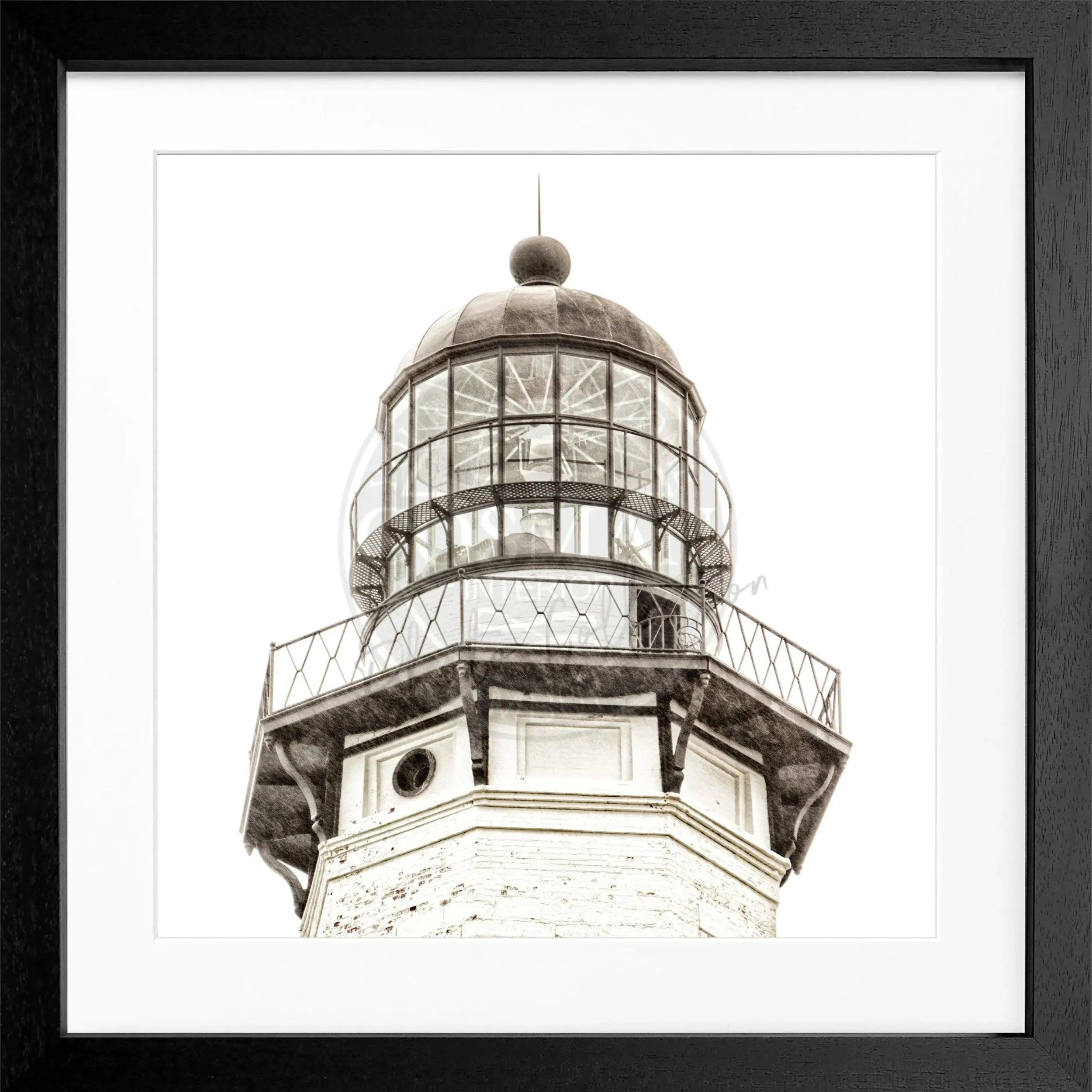Schwarz-weiß Poster mit Rahmen von Cosman-Photocollection, Montauk Lighthouse in den Hamptons, quadratisch 55x55cm.