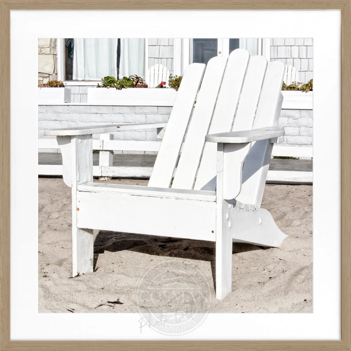 Schwarz-weiß Poster mit Rahmen, Kalifornien ’Deckchair’ Motiv, quadratisch 55x55cm, von Cosman-Photocollection