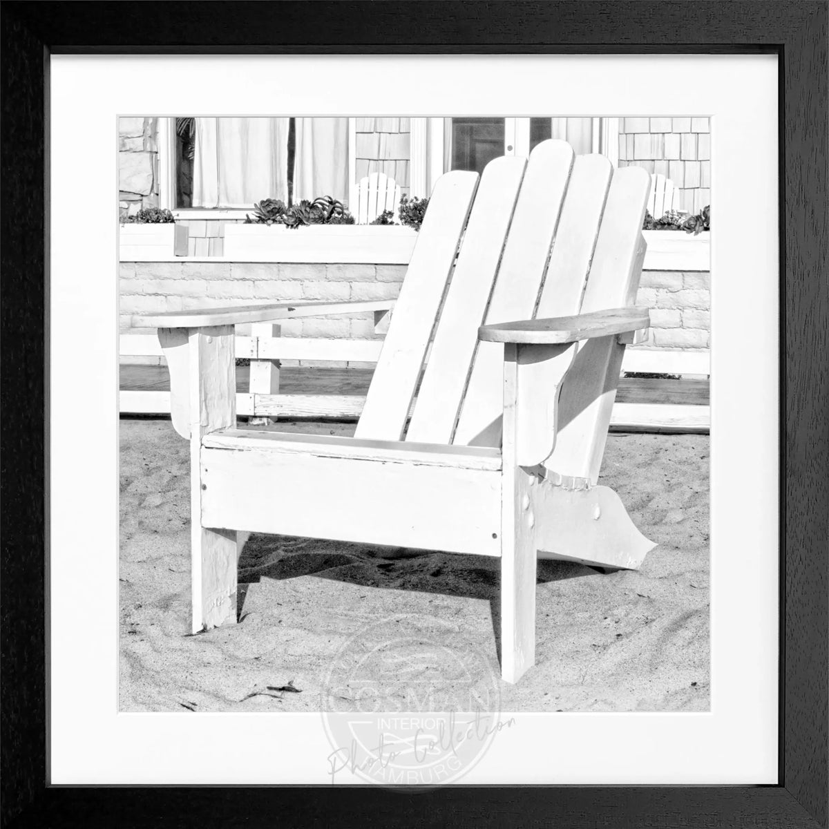Schwarz-weißes Poster mit Rahmen von Cosman-Photocollection, Kalifornien-Deckchair-Motiv, quadratisch, 55x55 cm, Wanddekoration