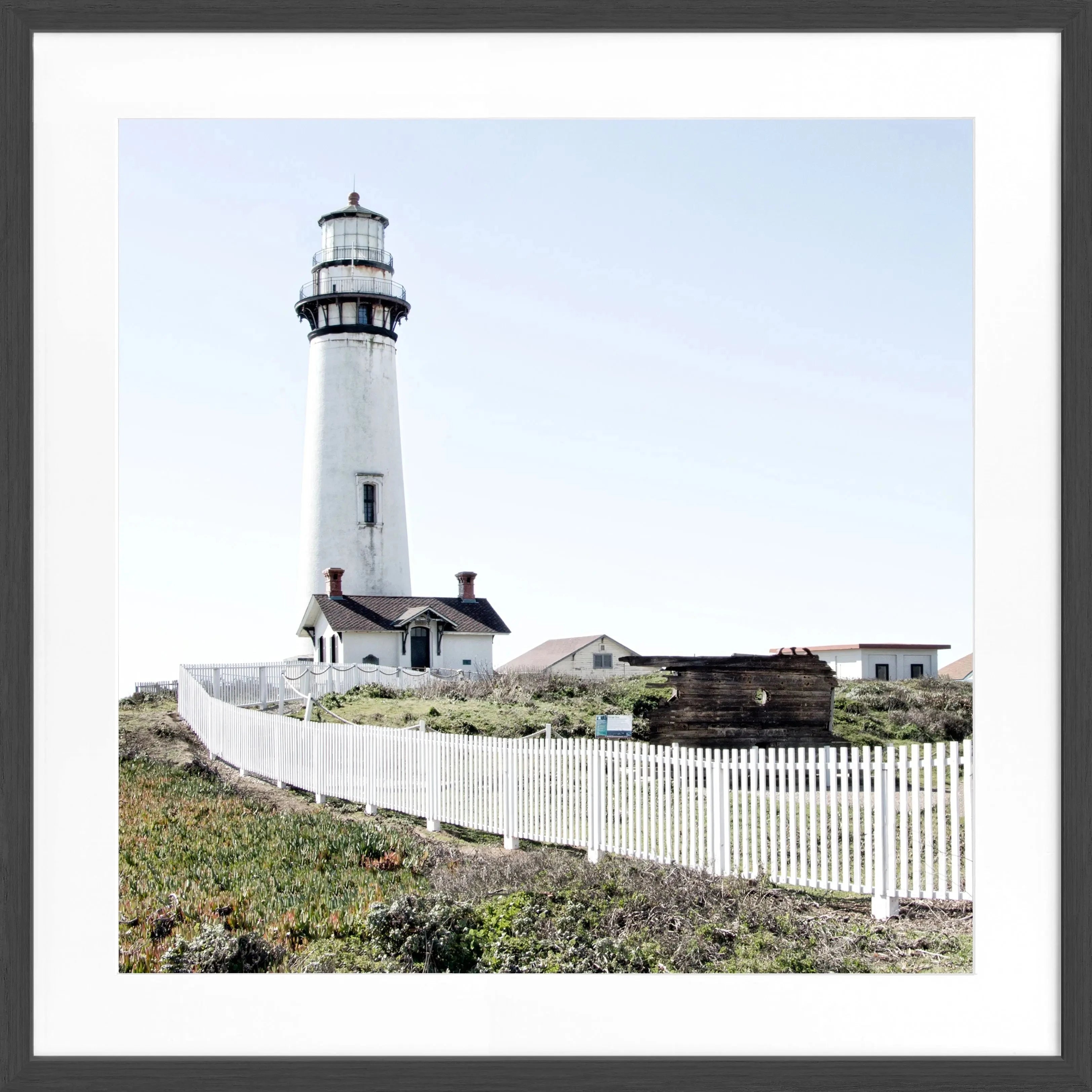 Schwarz-weiß Poster mit Rahmen, Kalifornien Lighthouse Pigeon Point, quadratisch 55x55cm, von Cosman-Photocollection