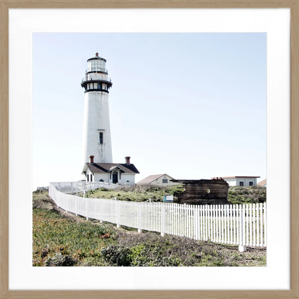 Schwarz-weiß Poster mit Rahmen von Cosman-Photocollection, Kalifornien Leuchtturm Pigeon Point, quadratisch 55x55cm