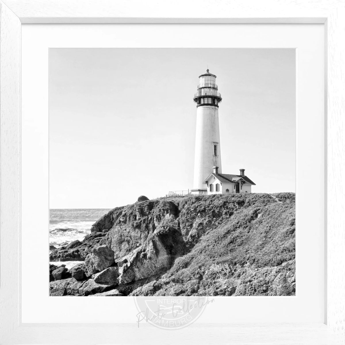 Schwarz-weiß Poster mit Rahmen von Cosman-Photocollection, Kalifornien Leuchtturm Pigeon Point, quadratisch 55x55cm
